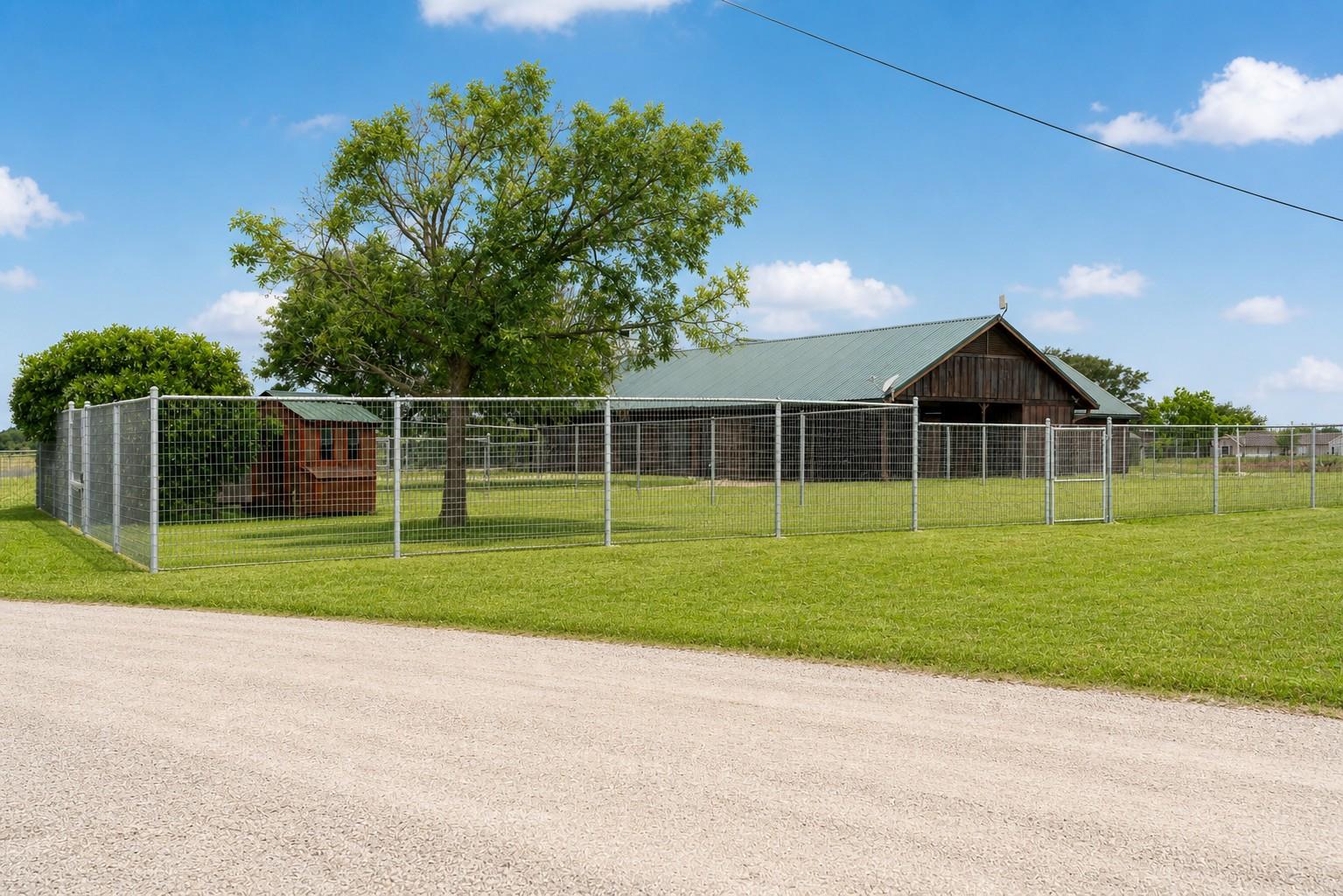 800 County Road 126, Georgetown, TX 78626