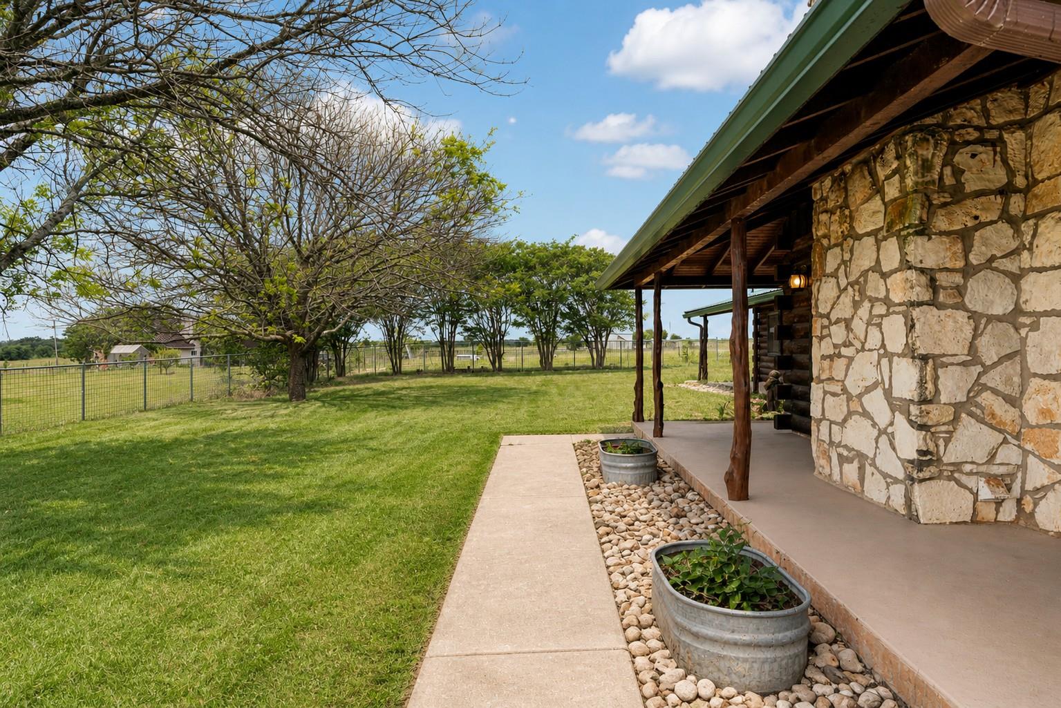 800 County Road 126, Georgetown, TX 78626