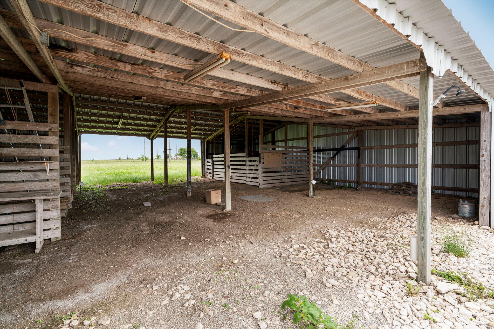 800 County Road 126, Georgetown, TX 78626