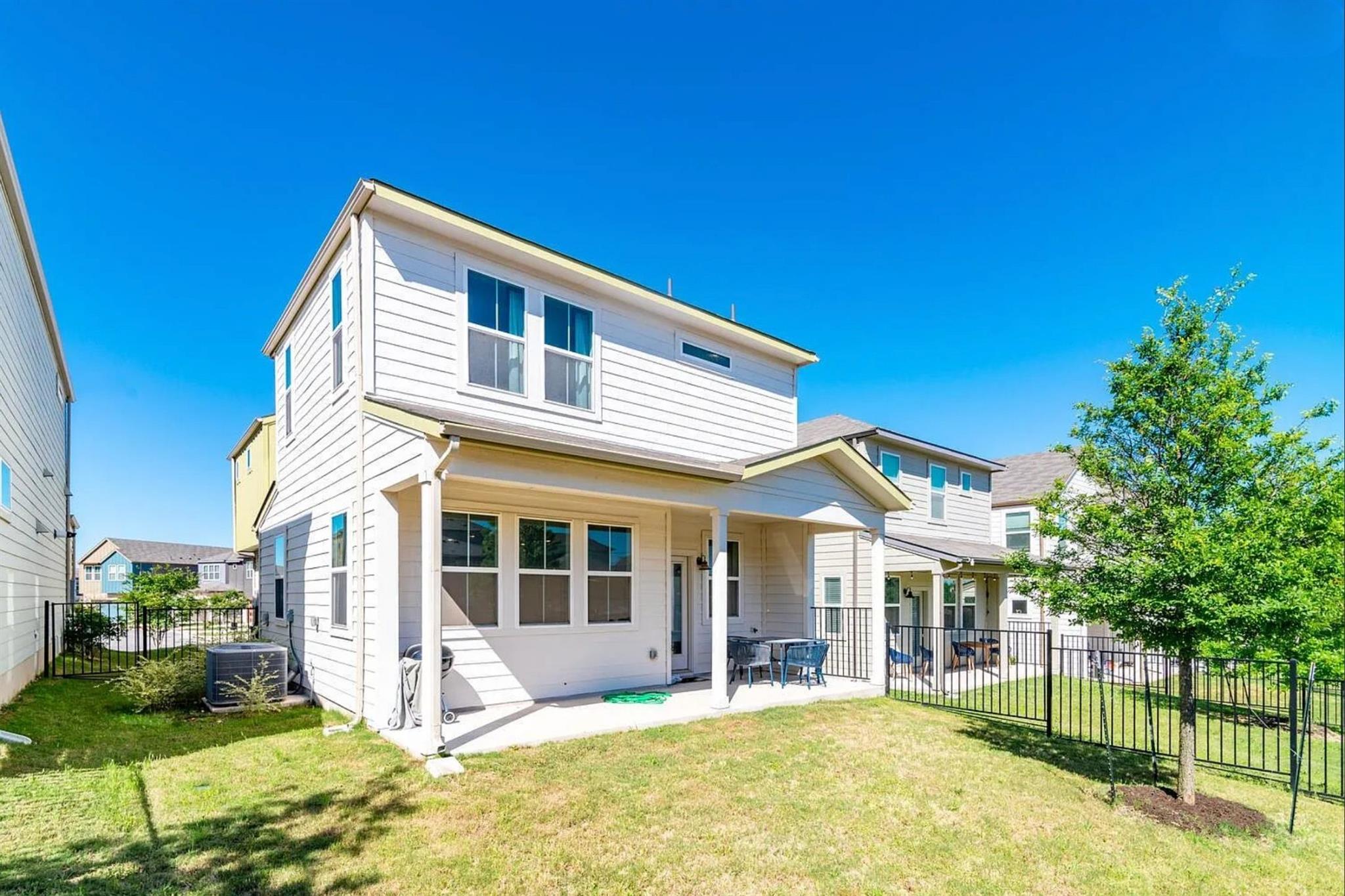 7501 Travertine Spring Dr, Austin, TX 78744