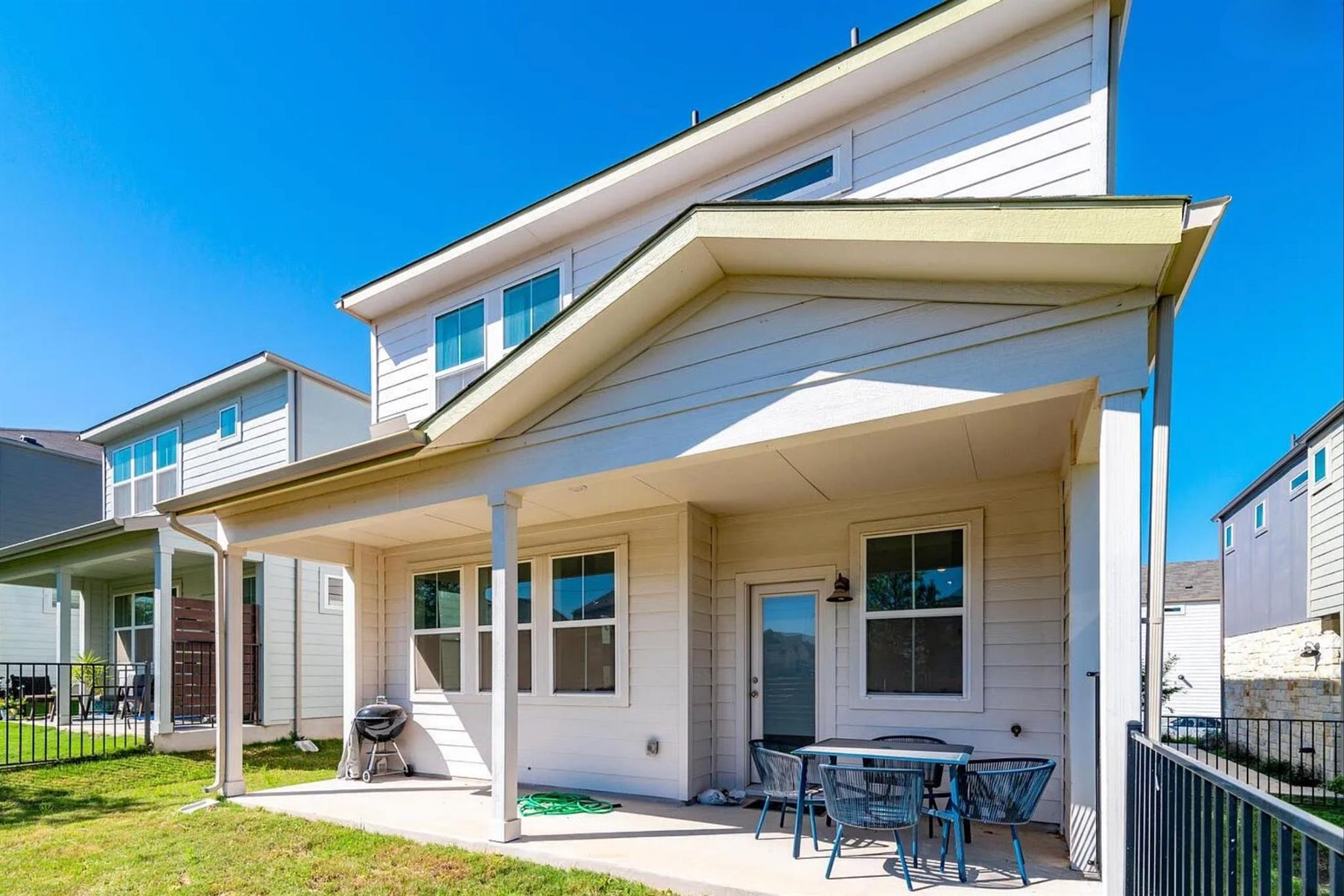 7501 Travertine Spring Dr, Austin, TX 78744