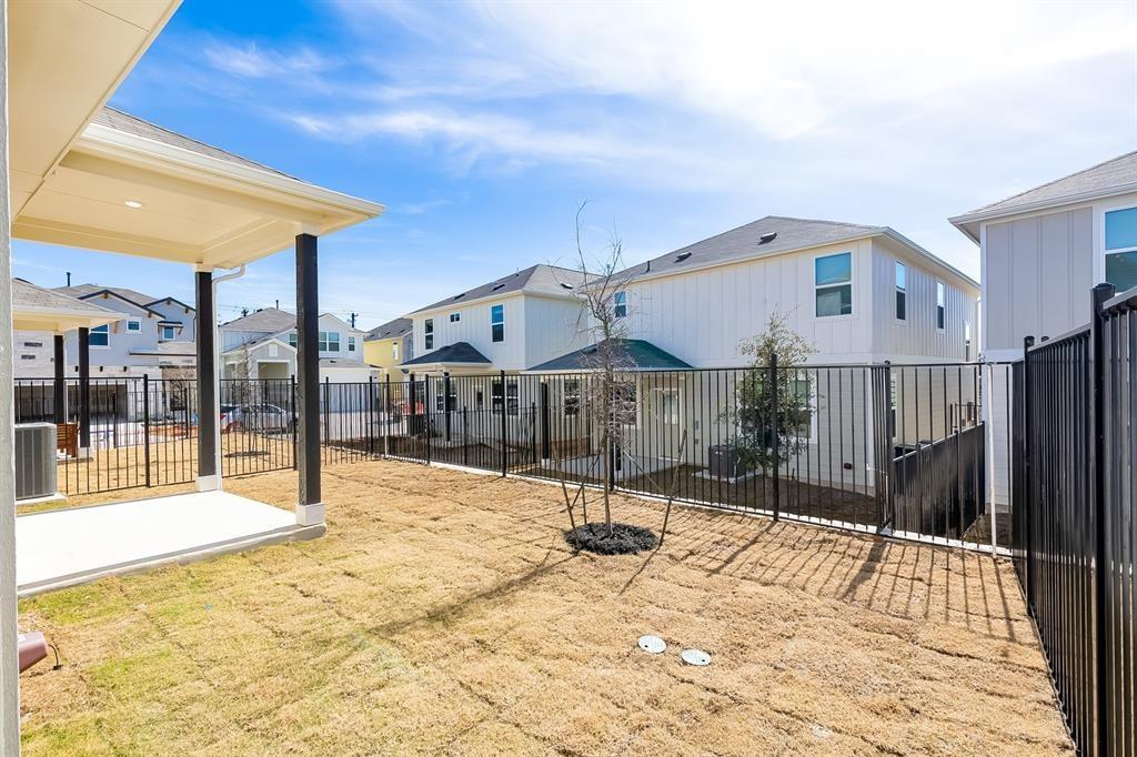 1005 Legend Milton Ln, Austin, TX 78748