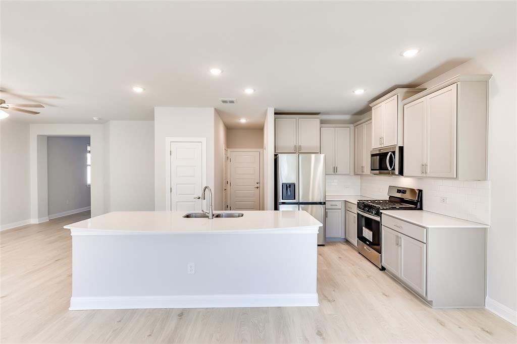 1005 Legend Milton Ln, Austin, TX 78748