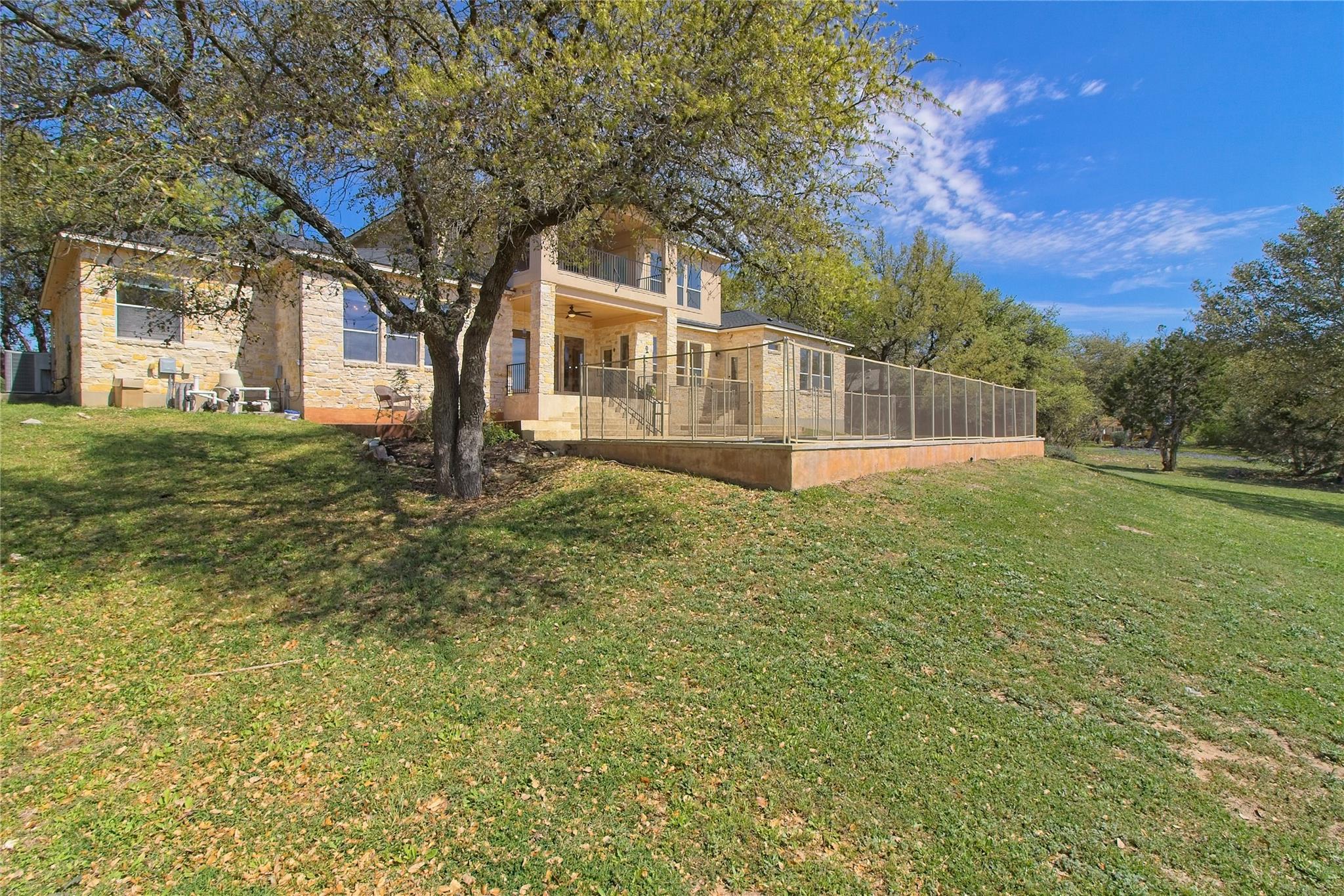 125 Waterford Ln, Georgetown, TX 78628