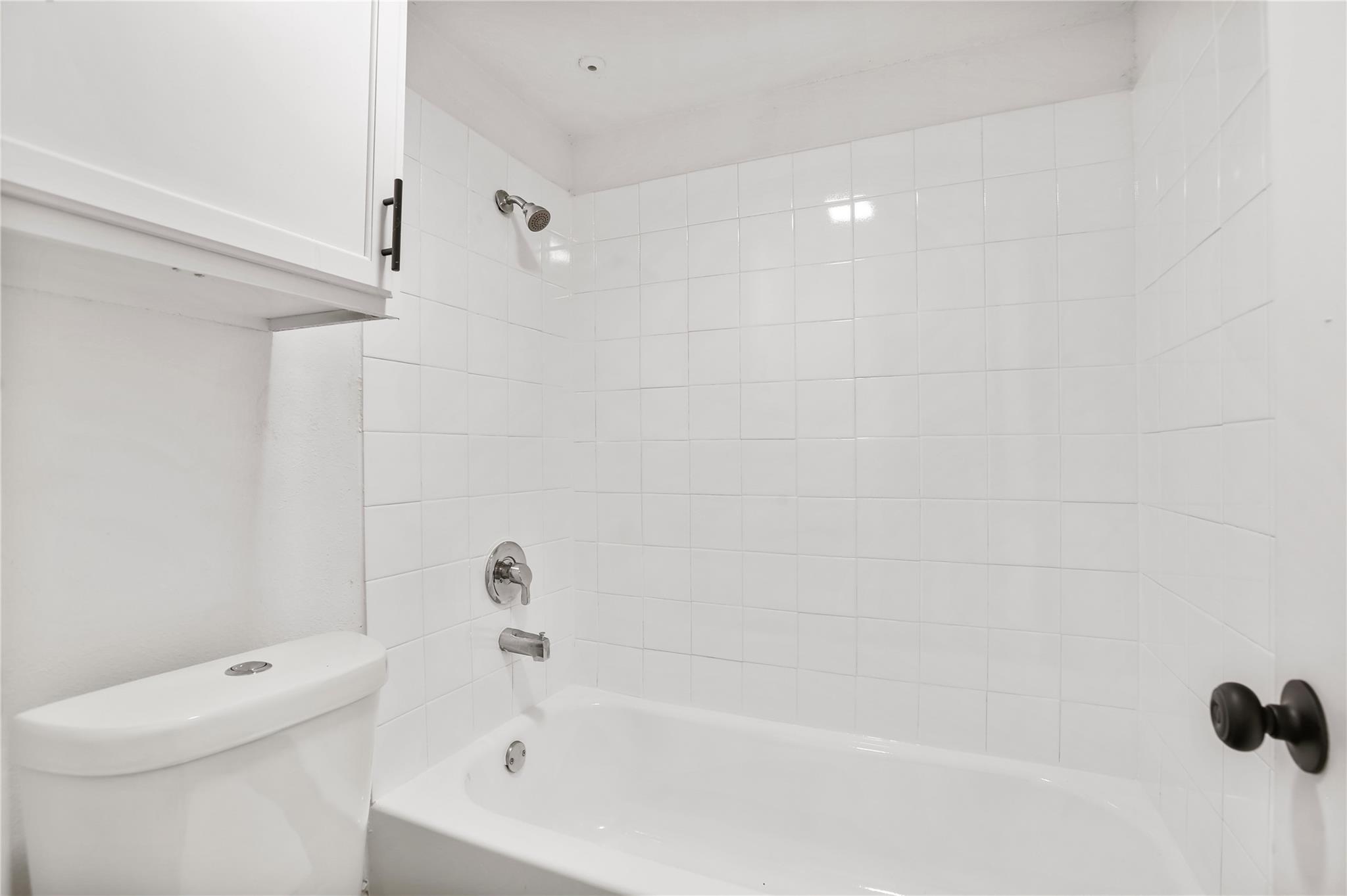 923 E 41st St # 101, Austin, TX 78751