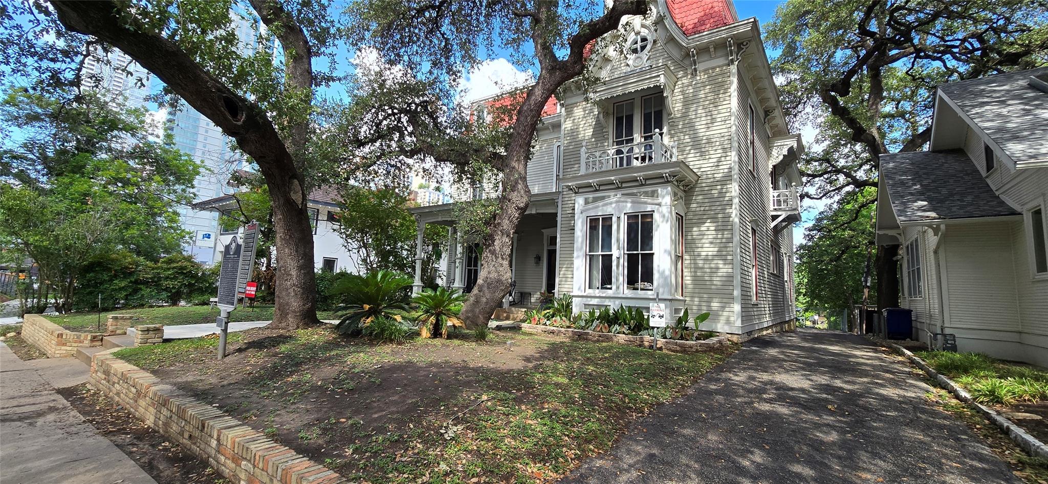 702 Rio Grande St # RMH 306, Austin, TX 78701