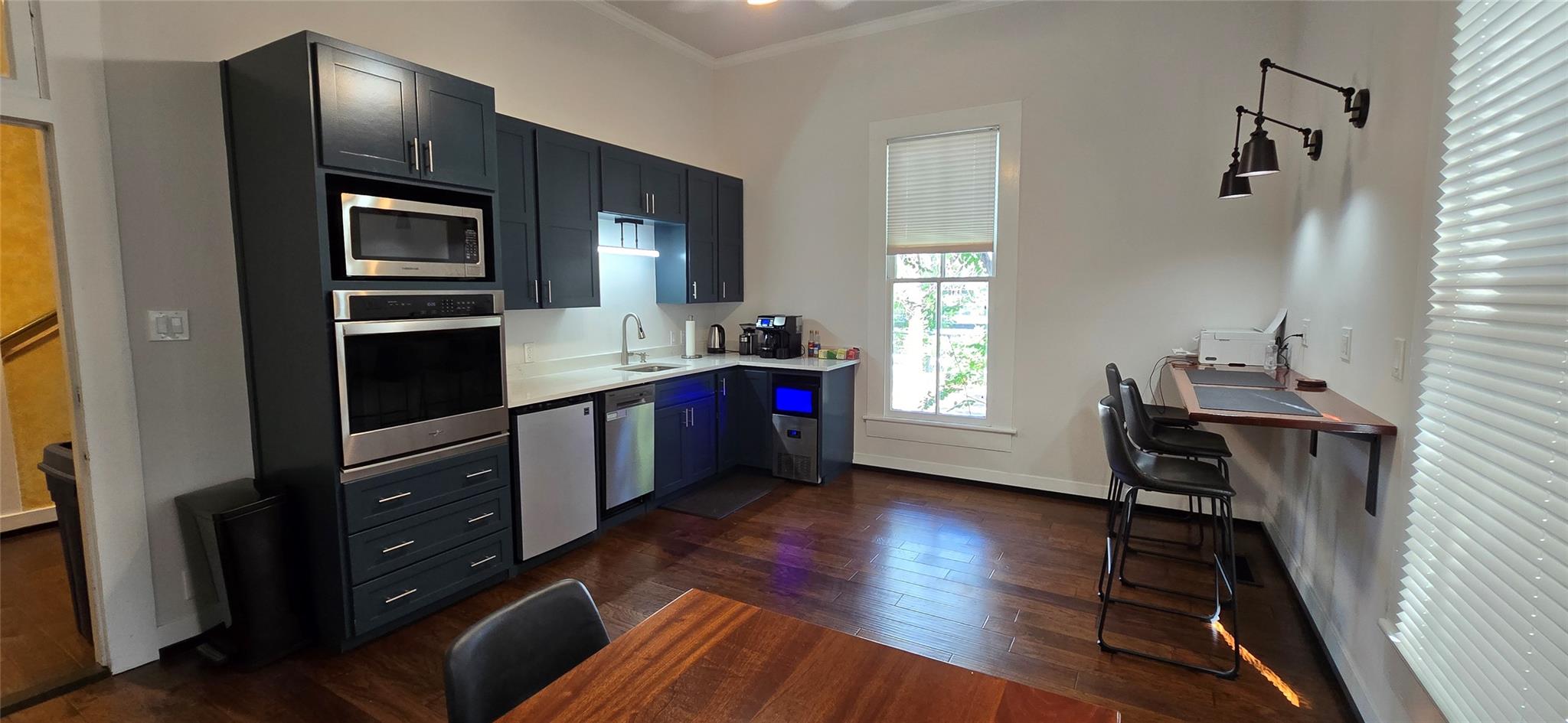 702 Rio Grande St # RMH 306, Austin, TX 78701