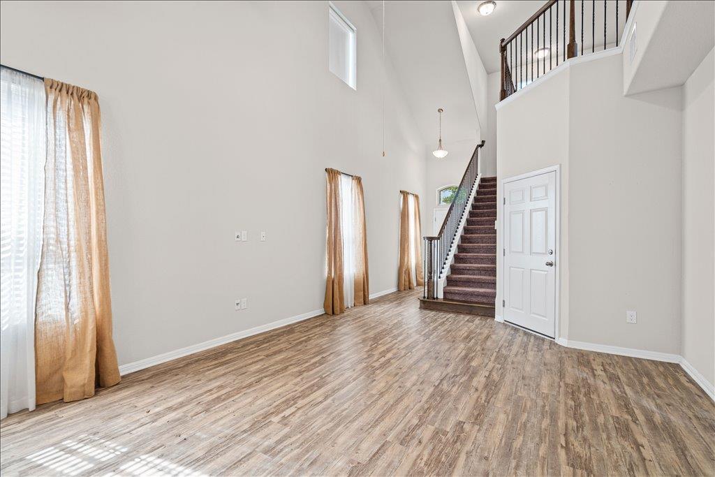 9703 Sunny Swan Ct, Austin, TX 78748