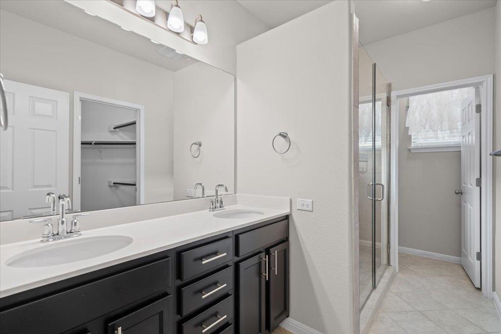 9703 Sunny Swan Ct, Austin, TX 78748
