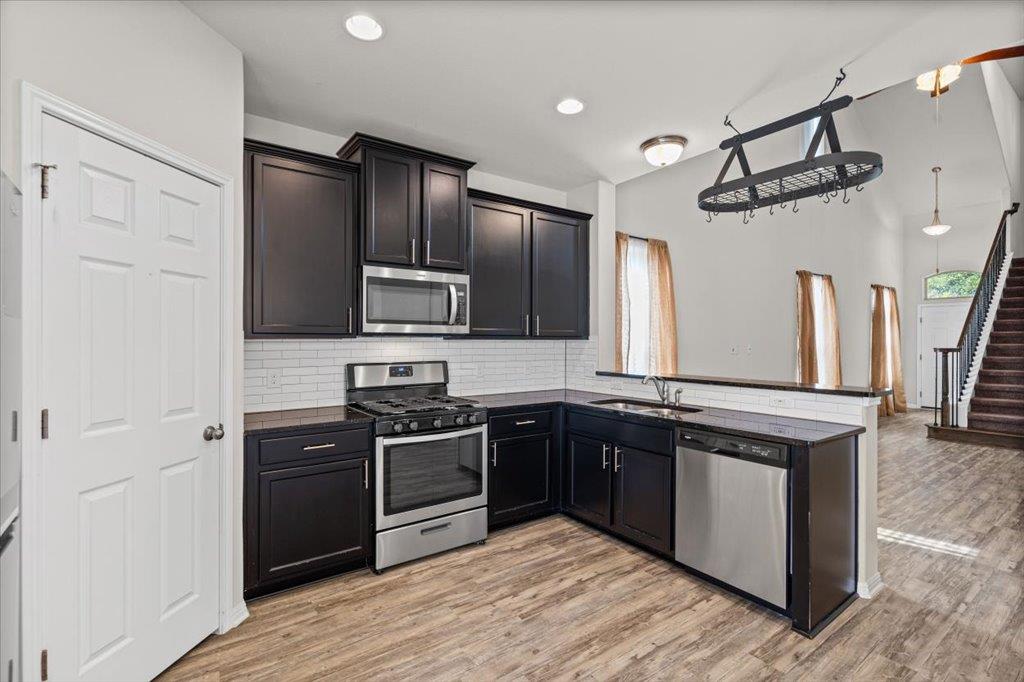 9703 Sunny Swan Ct, Austin, TX 78748