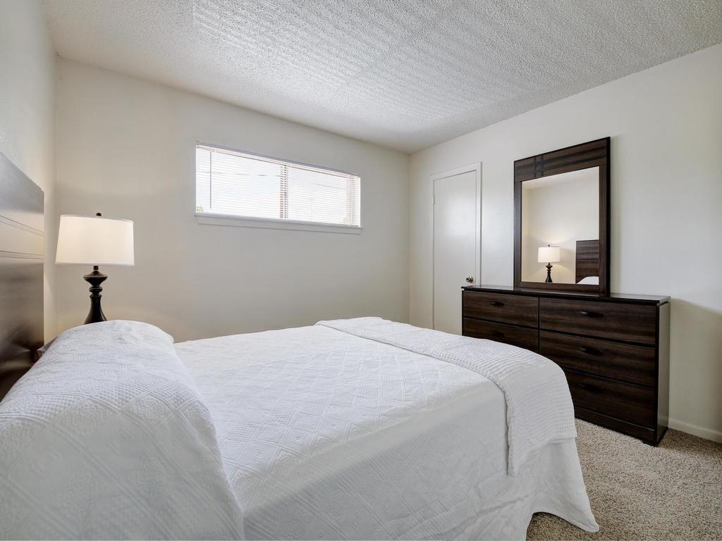 4553 Guadalupe St # 1B, Austin, TX 78751