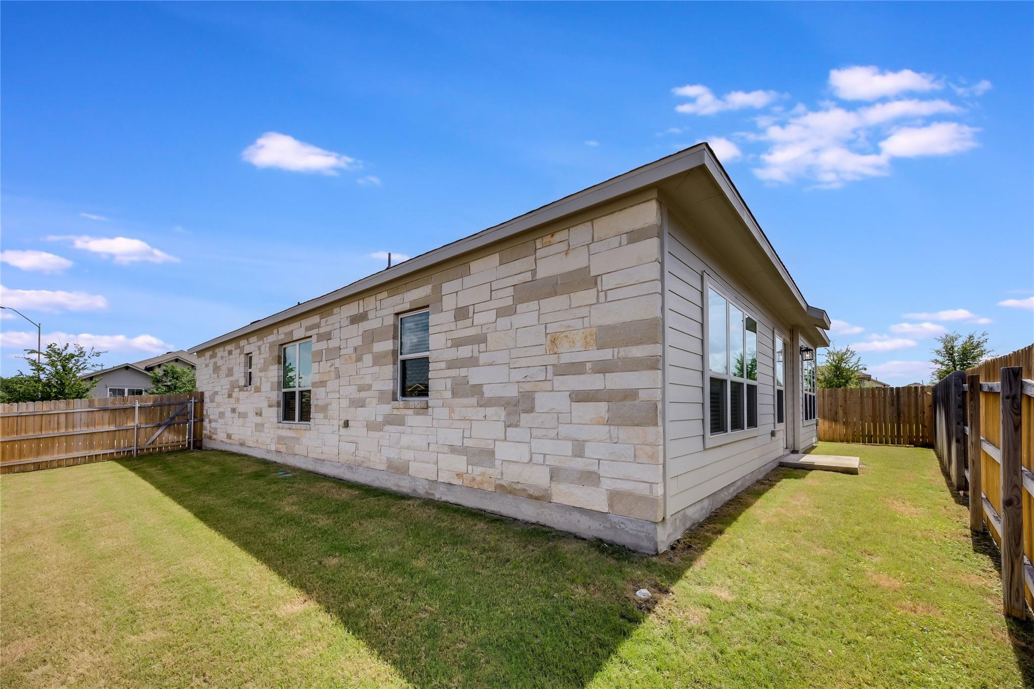 3750 E Palm Valley Blvd # 57, Round Rock, TX 78665