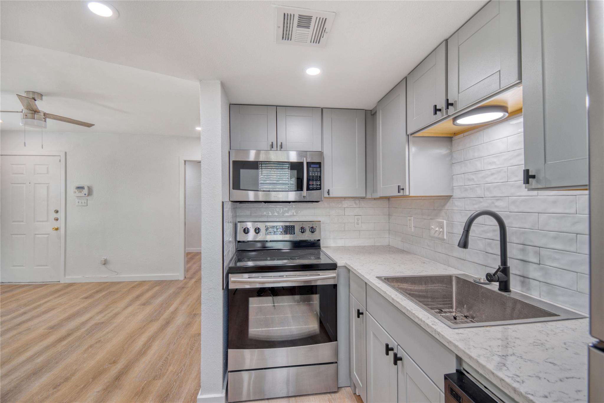 2500 Burleson Rd # 701, Austin, TX 78741