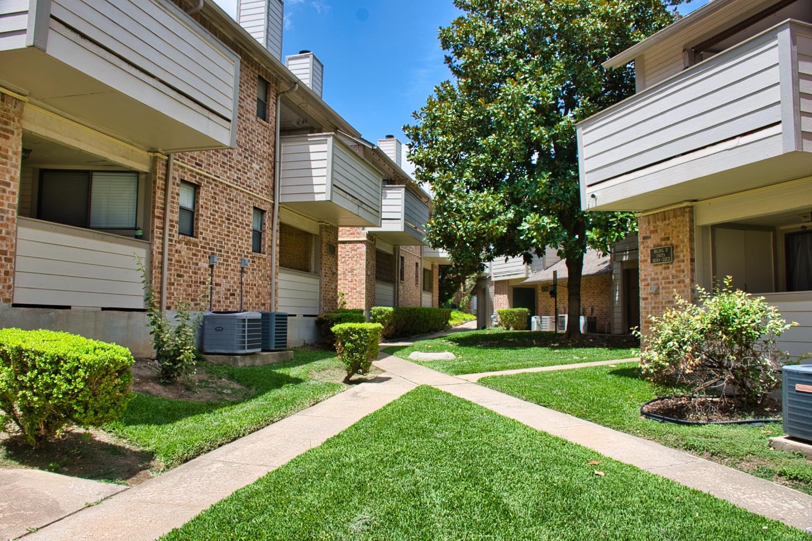 2500 Burleson Rd # 701, Austin, TX 78741