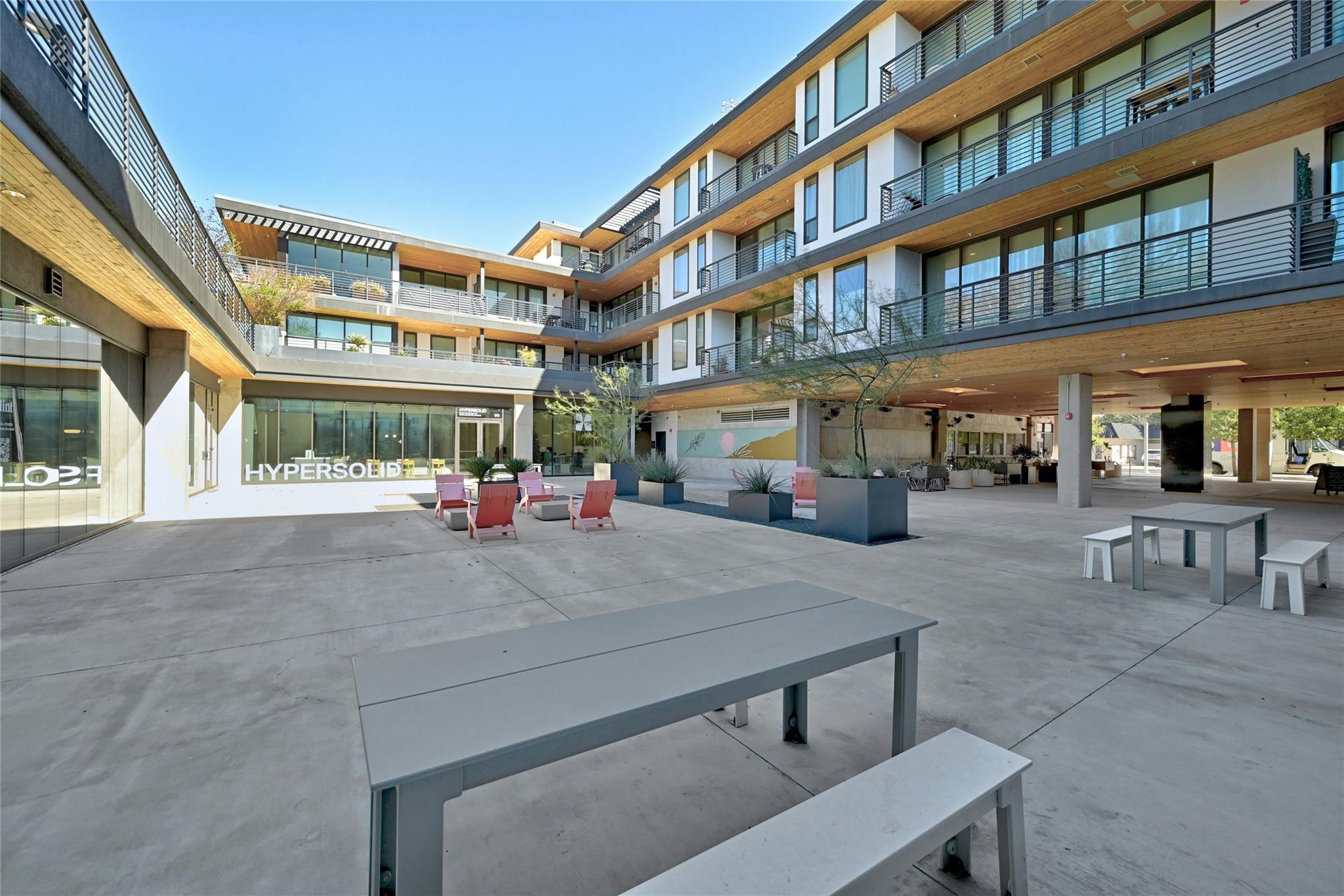 1600 S 1st St # 301, Austin, TX 78704