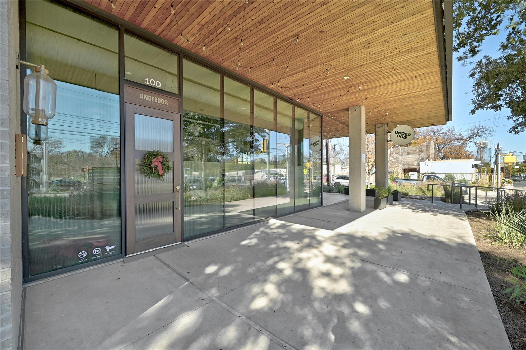 1600 S 1st St # 301, Austin, TX 78704