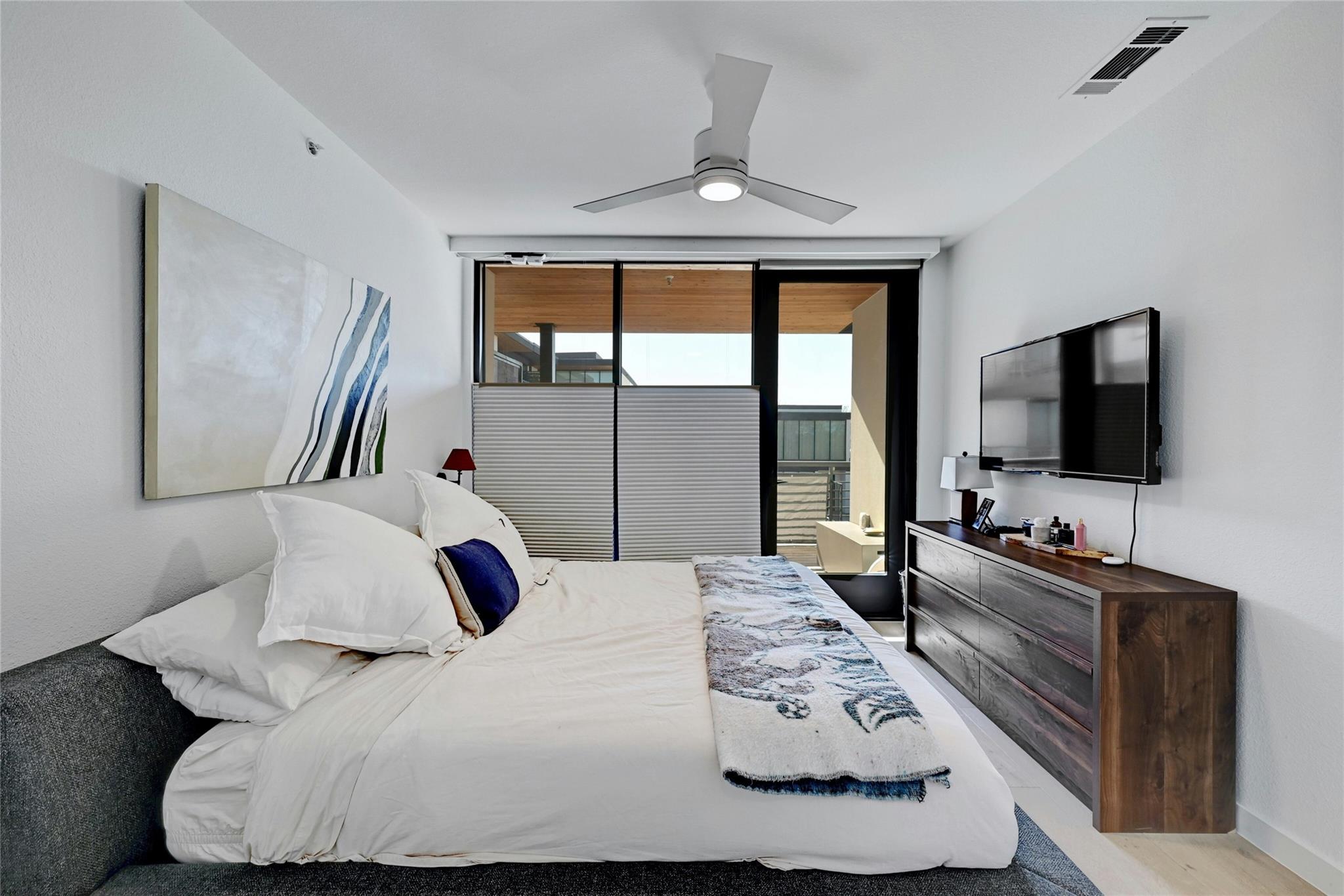 1600 S 1st St # 301, Austin, TX 78704