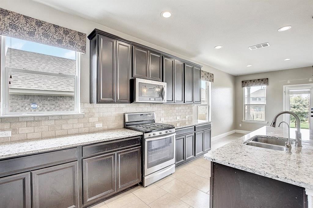 3433 De Torres Cir, Round Rock, TX 78665