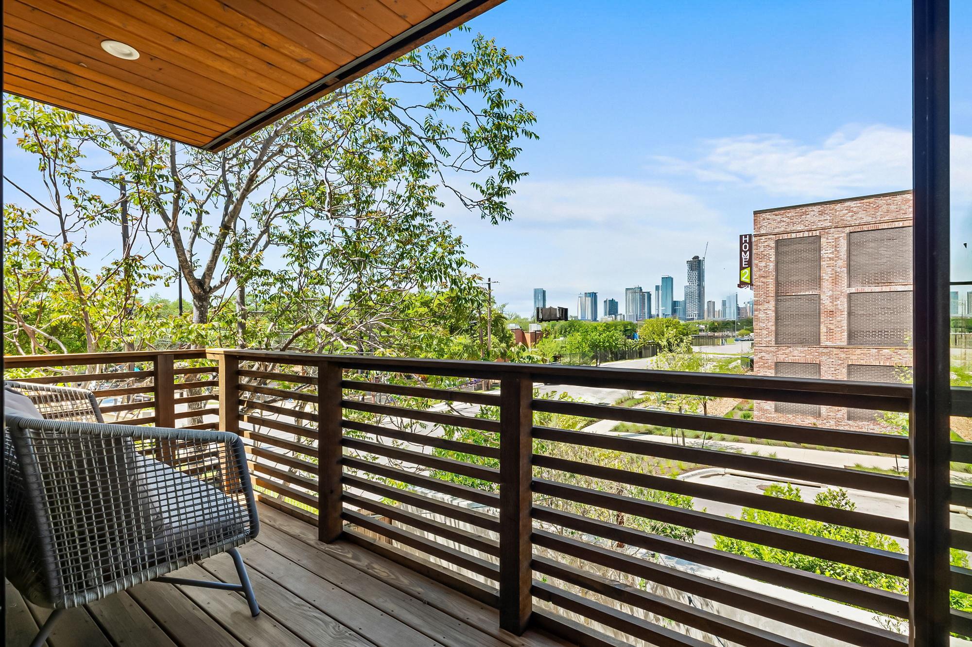 2201 Santa Rosa St, Austin, TX 78702