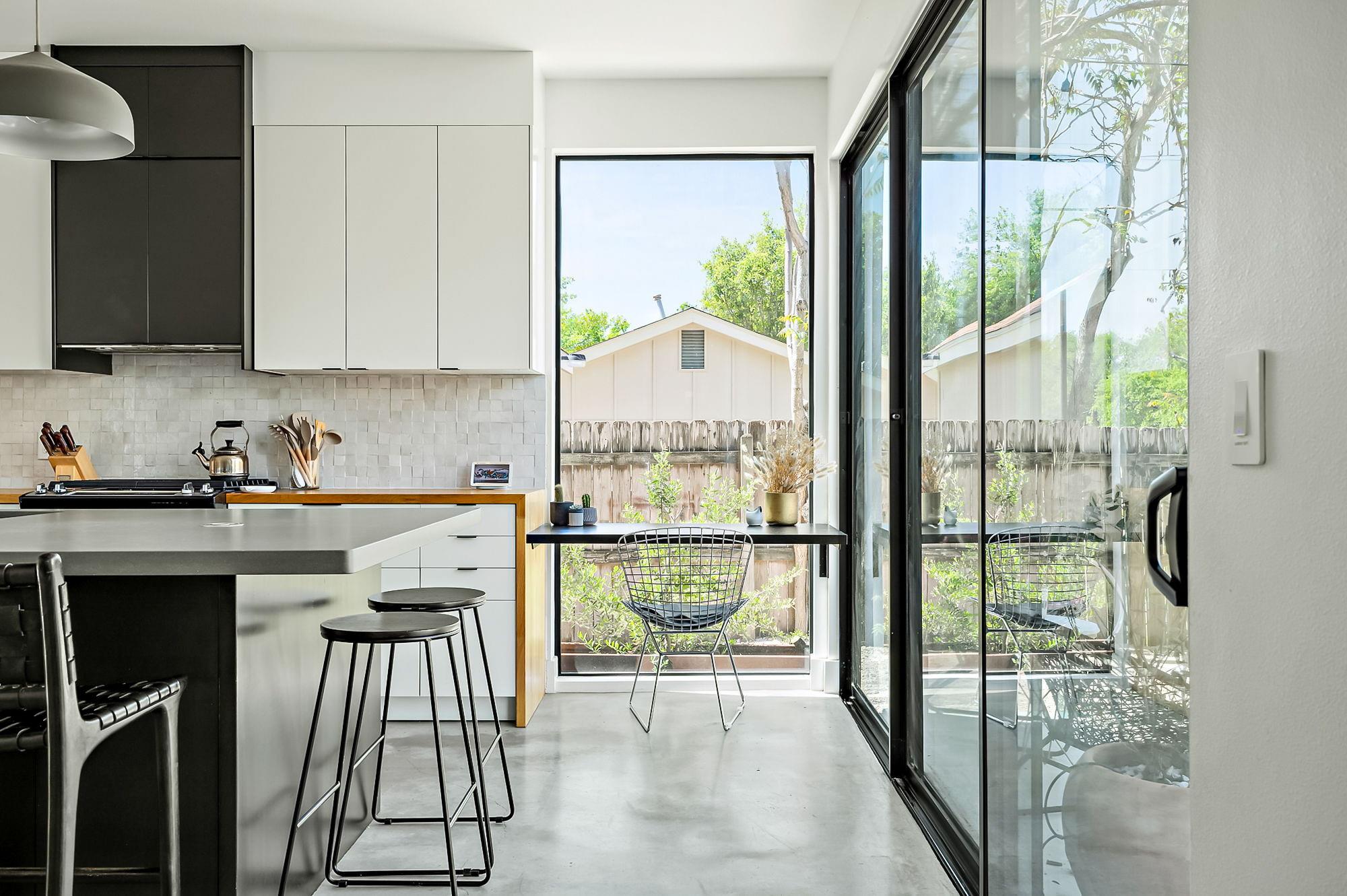 2201 Santa Rosa St, Austin, TX 78702