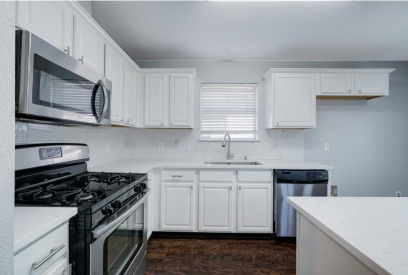 1017 Doras Dr, Pflugerville, TX 78660