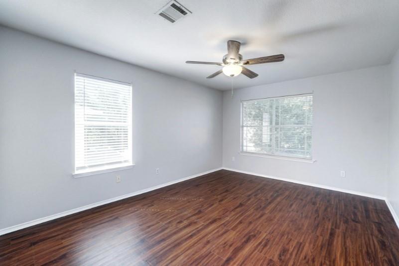 1017 Doras Dr, Pflugerville, TX 78660