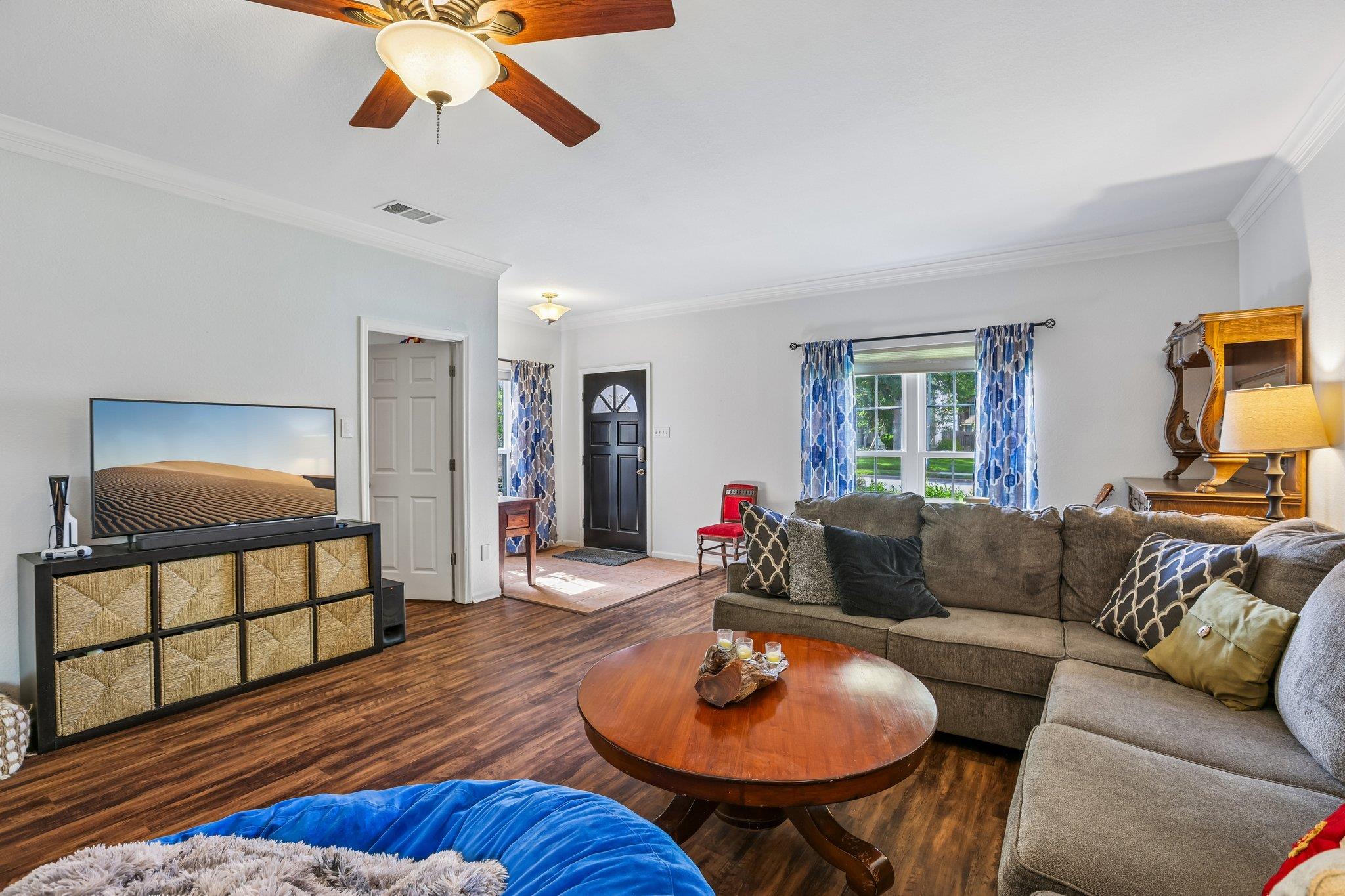 2223 Mockingbird Dr, Round Rock, TX 78681