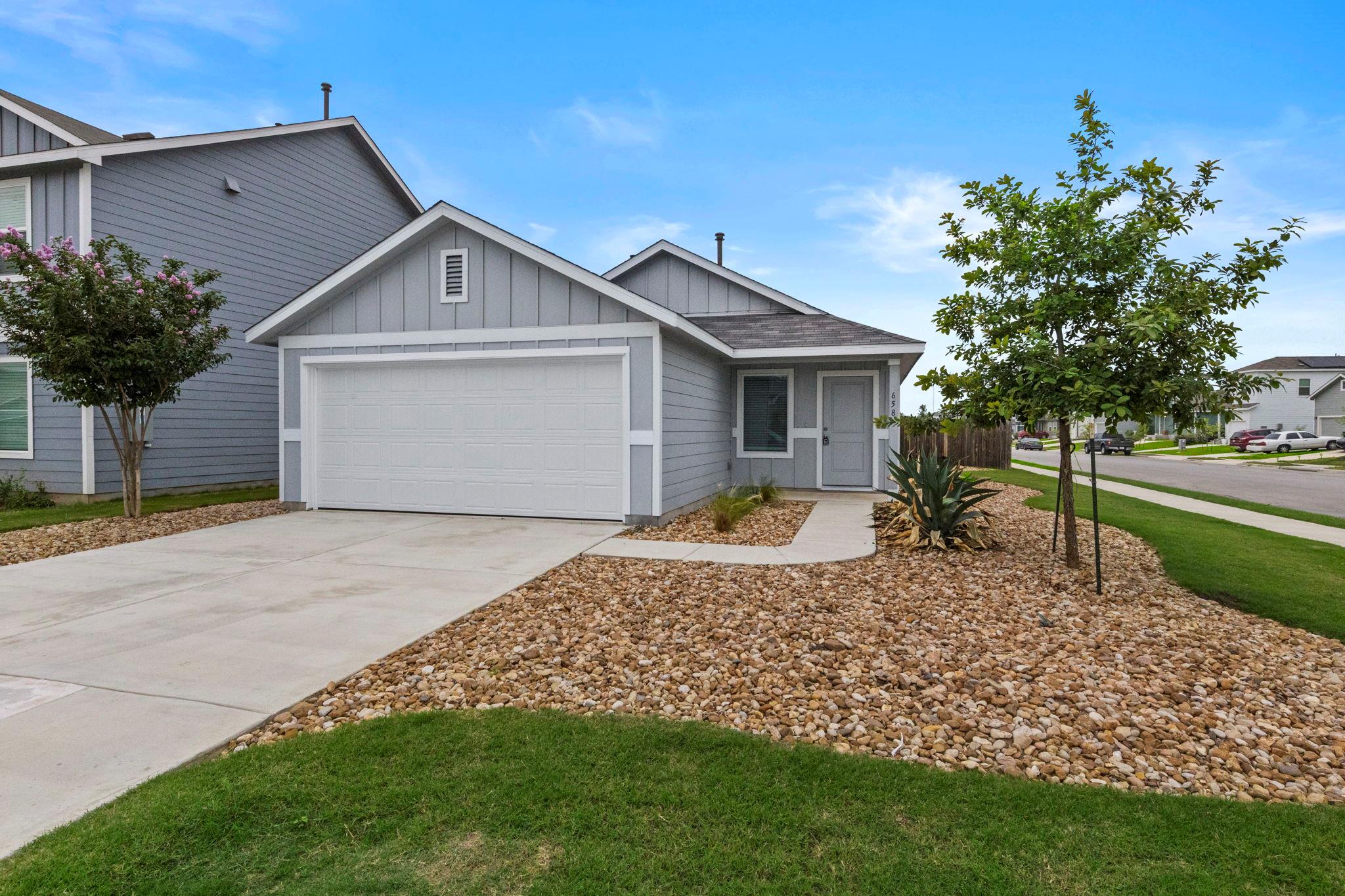 658 Soapstone Pass, San Marcos, TX 78656