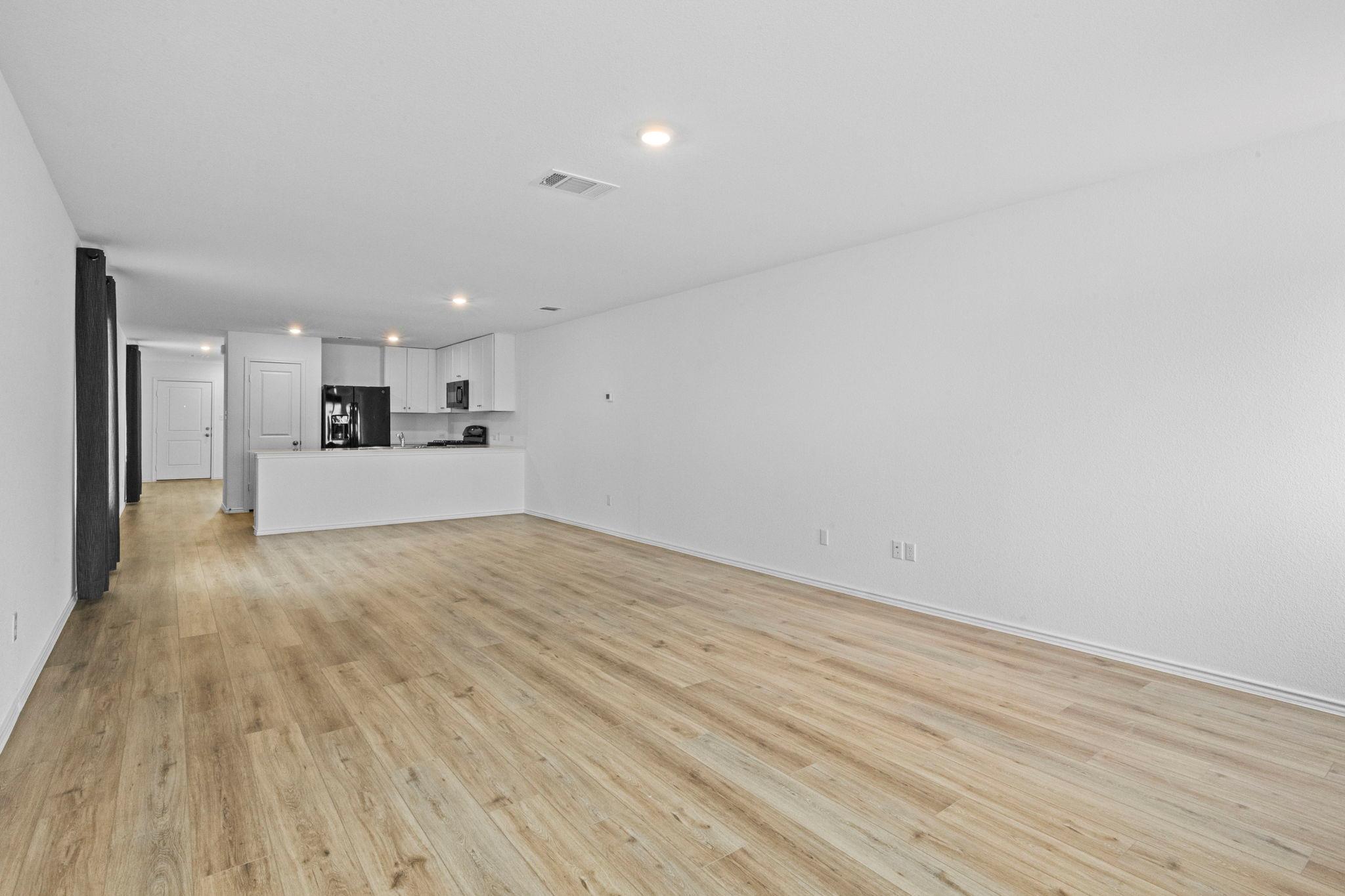 658 Soapstone Pass, San Marcos, TX 78656