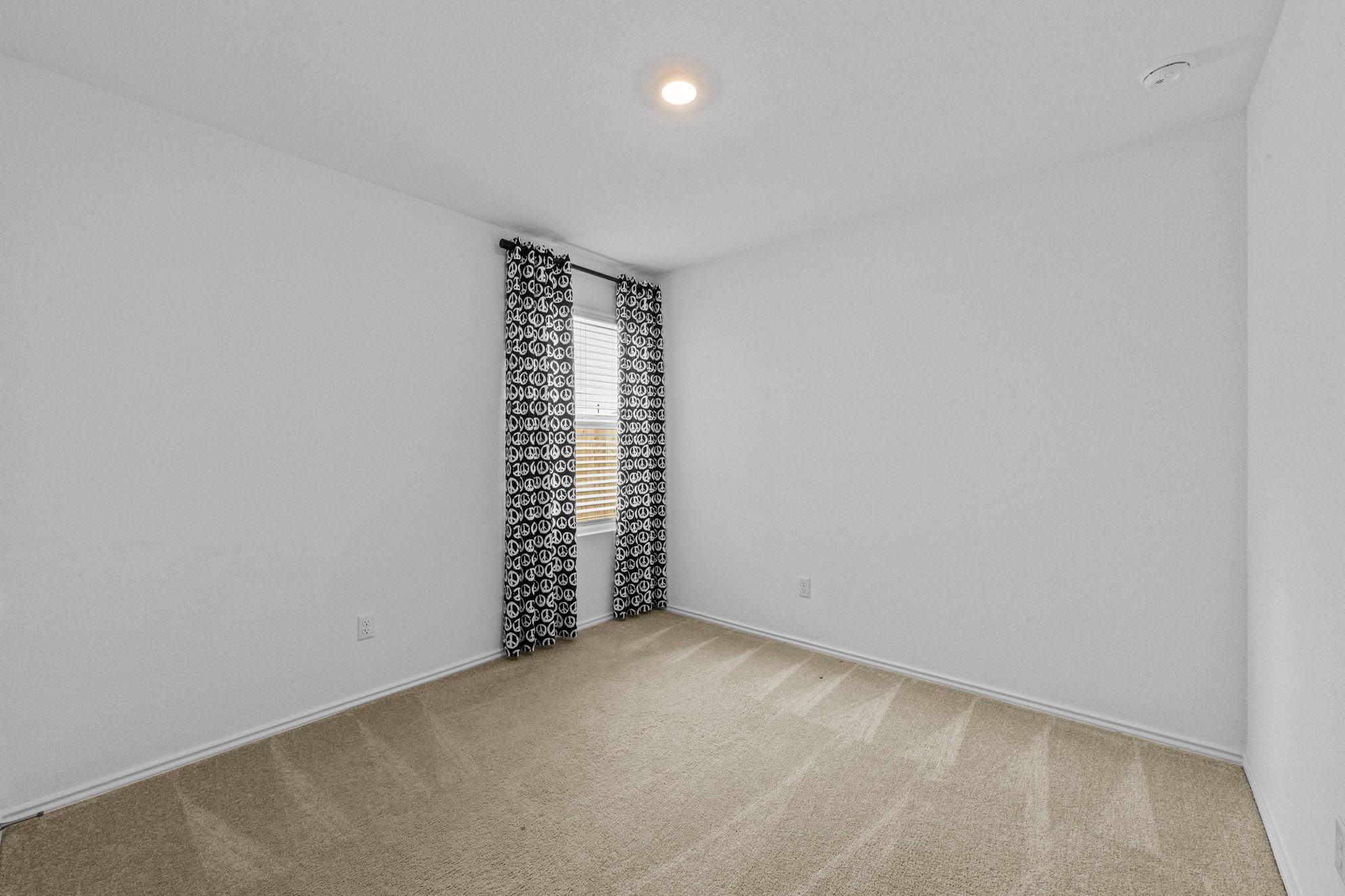 658 Soapstone Pass, San Marcos, TX 78656