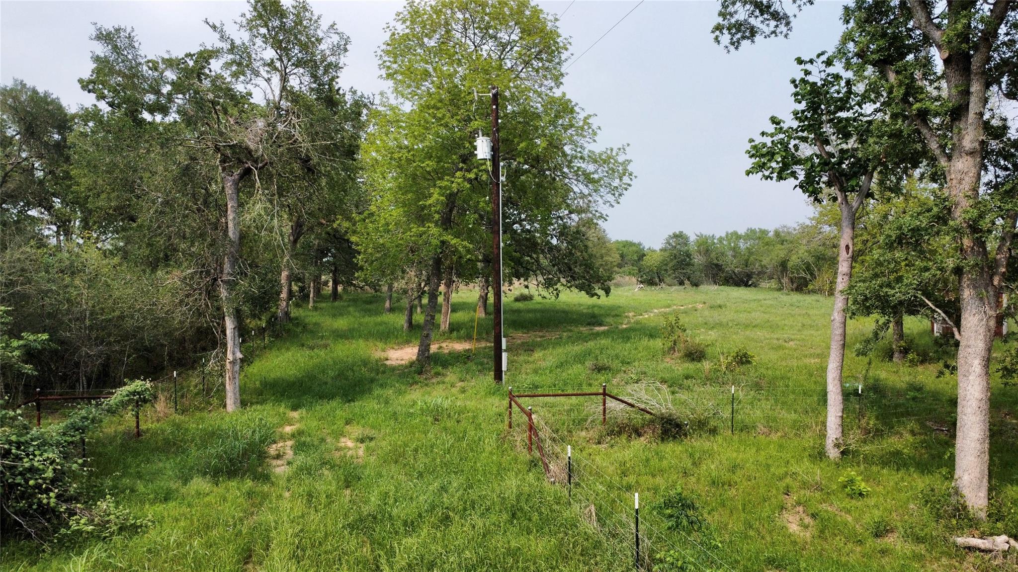 4177 Old Colony Line Rd, Lockhart, TX 78644