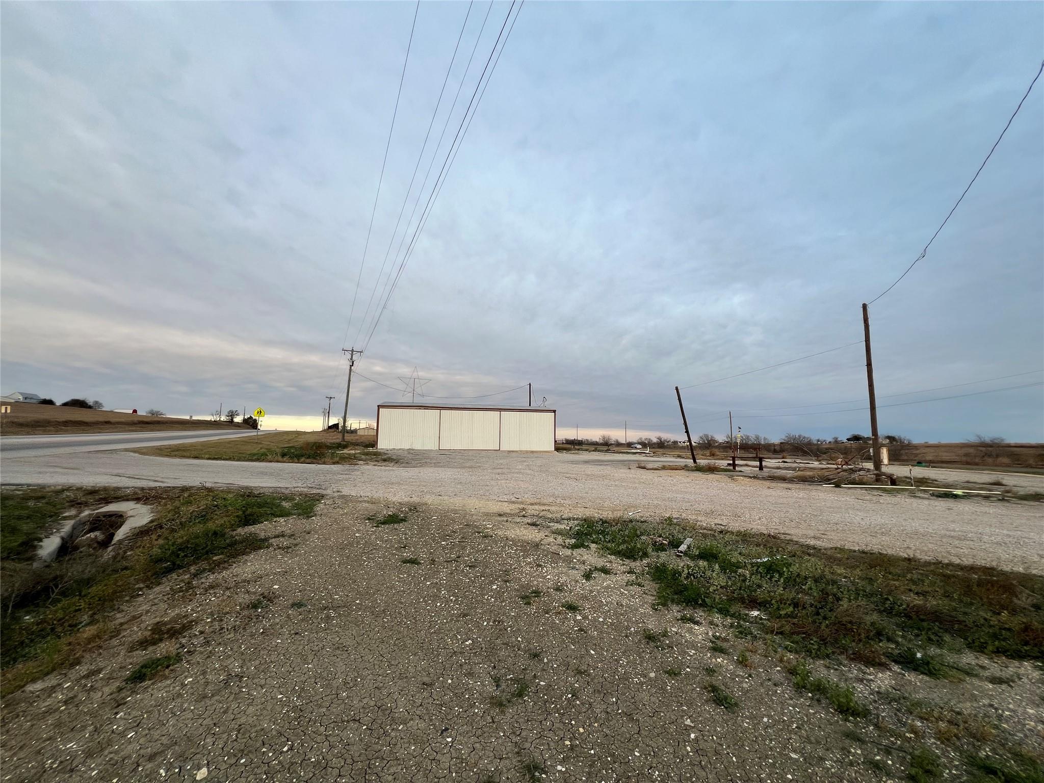 14201 S State Highway 95, Coupland, TX 78615