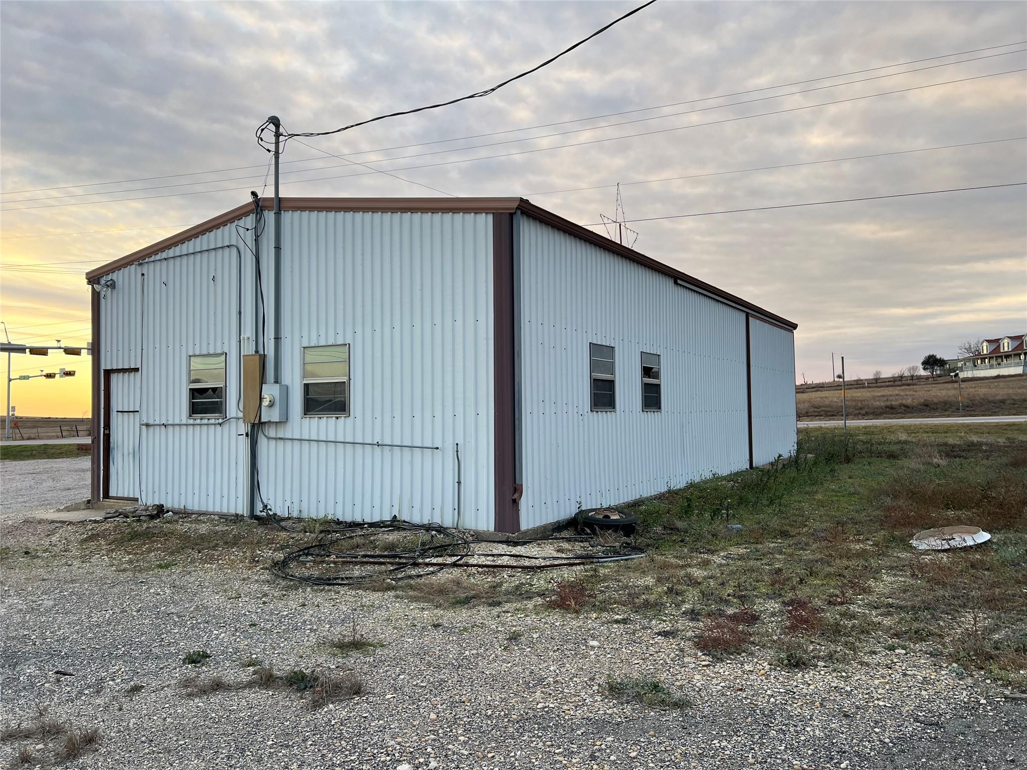 14201 S State Highway 95, Coupland, TX 78615