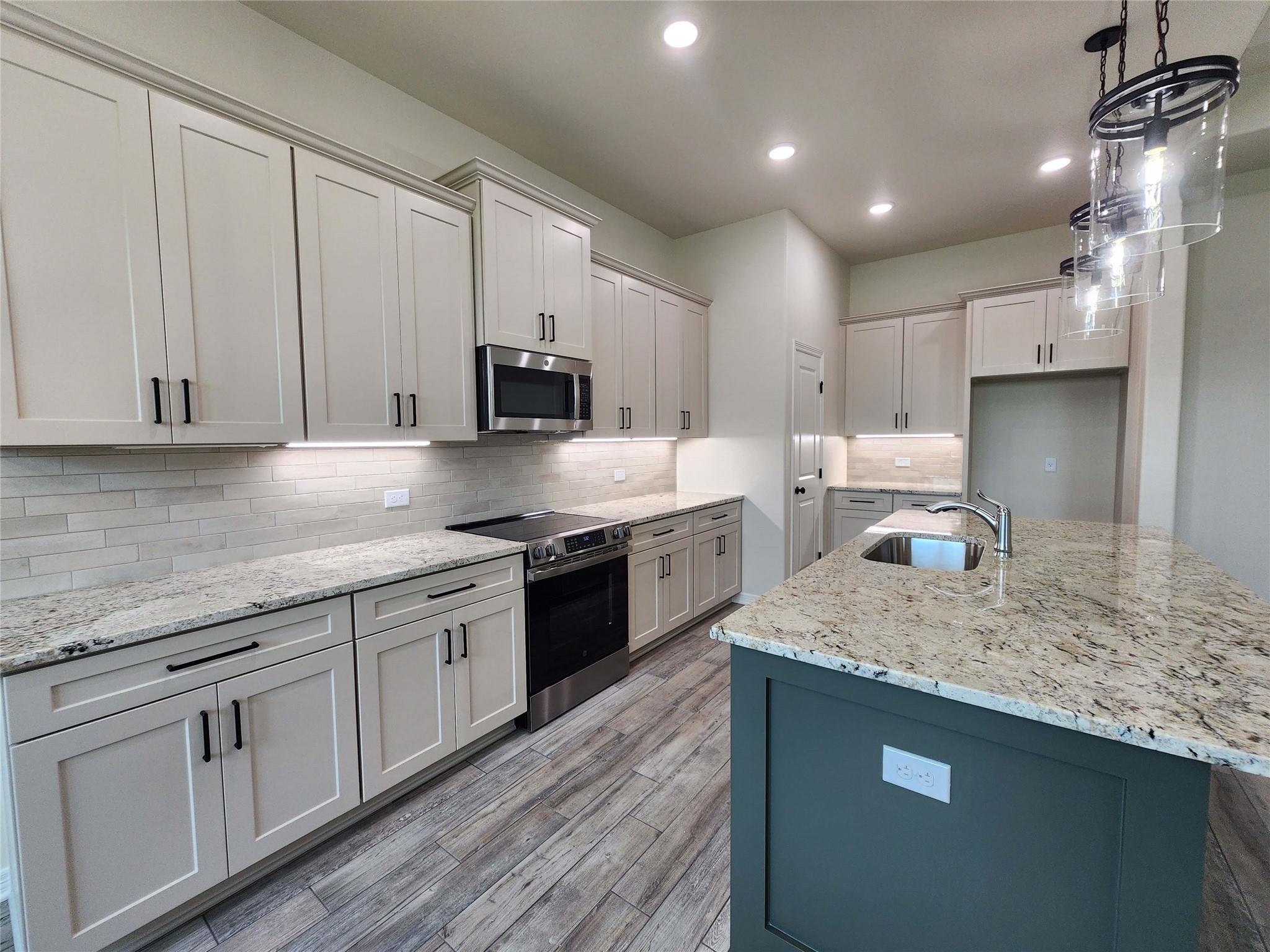 406 Talon Loop, Salado, TX 76571