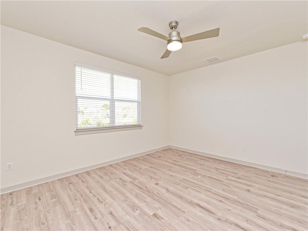 7512 Daves Landing Dr, Austin, TX 78724