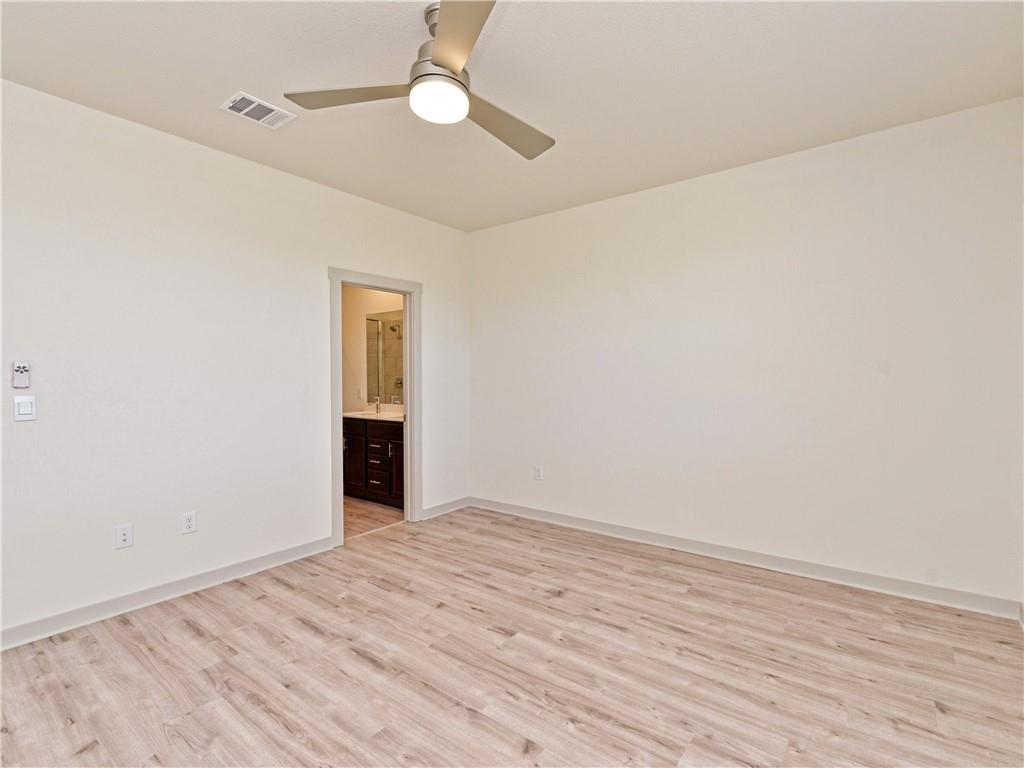 7512 Daves Landing Dr, Austin, TX 78724