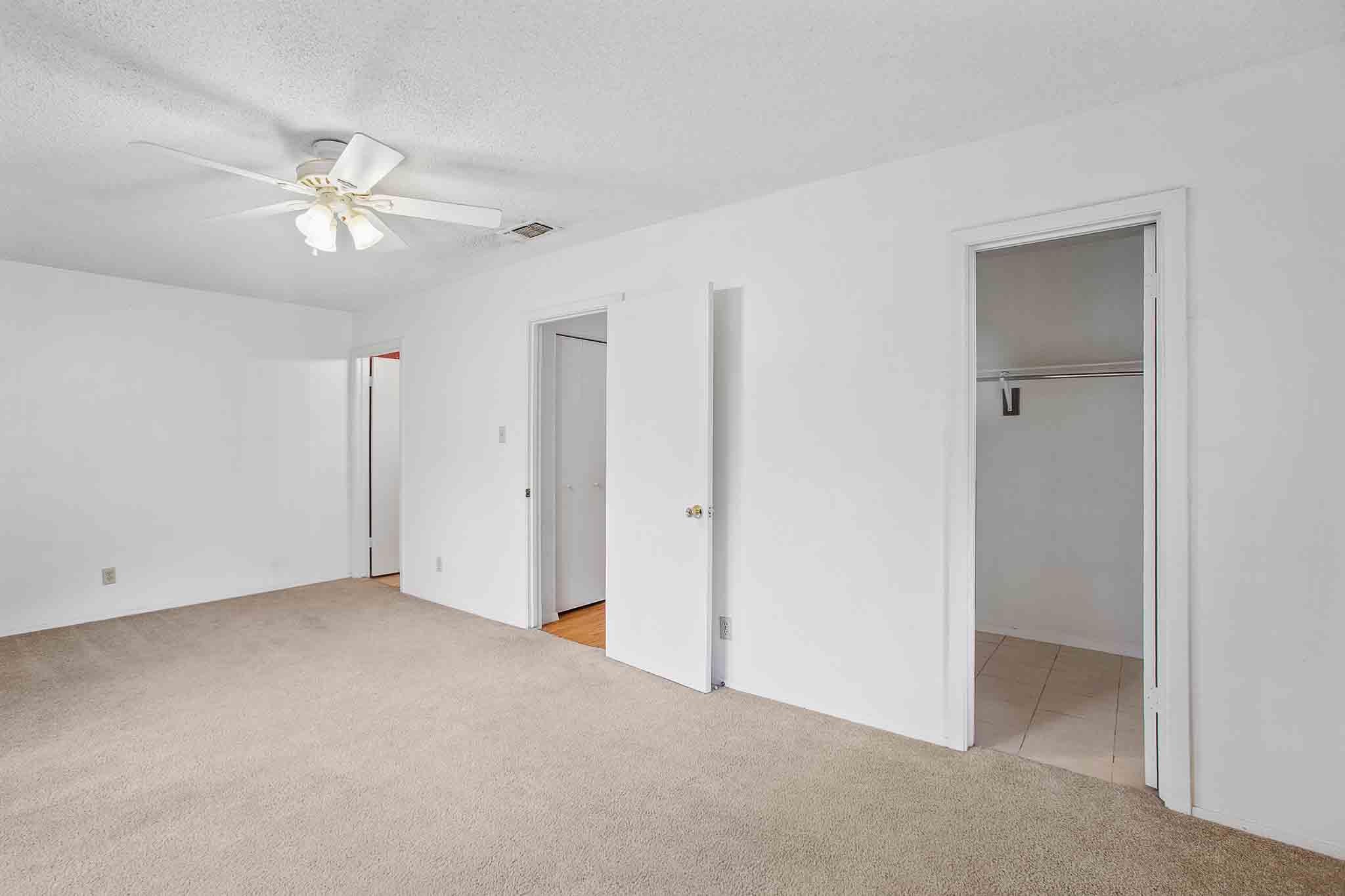 1912 Parkside Ln, Austin, TX 78745