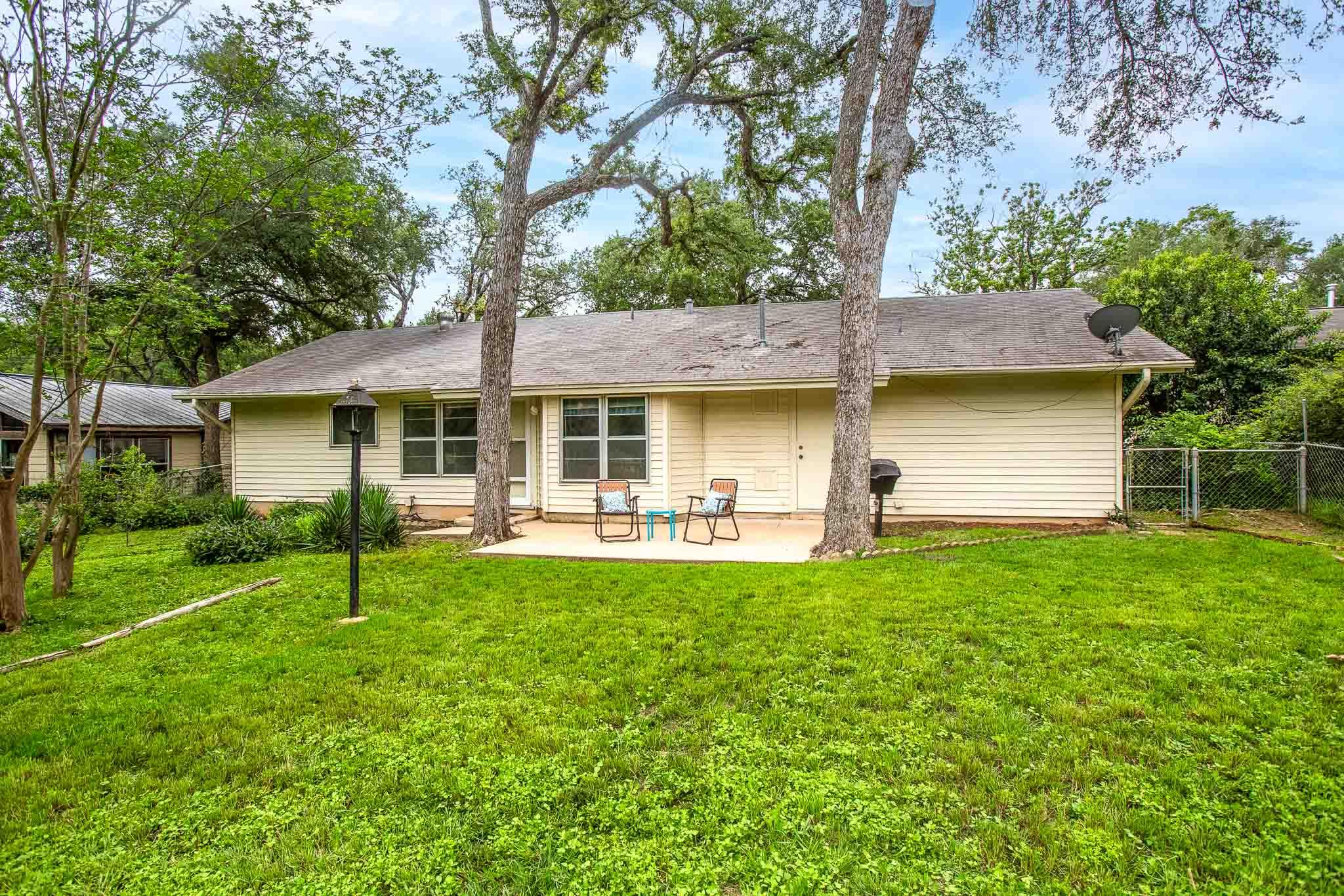 1912 Parkside Ln, Austin, TX 78745