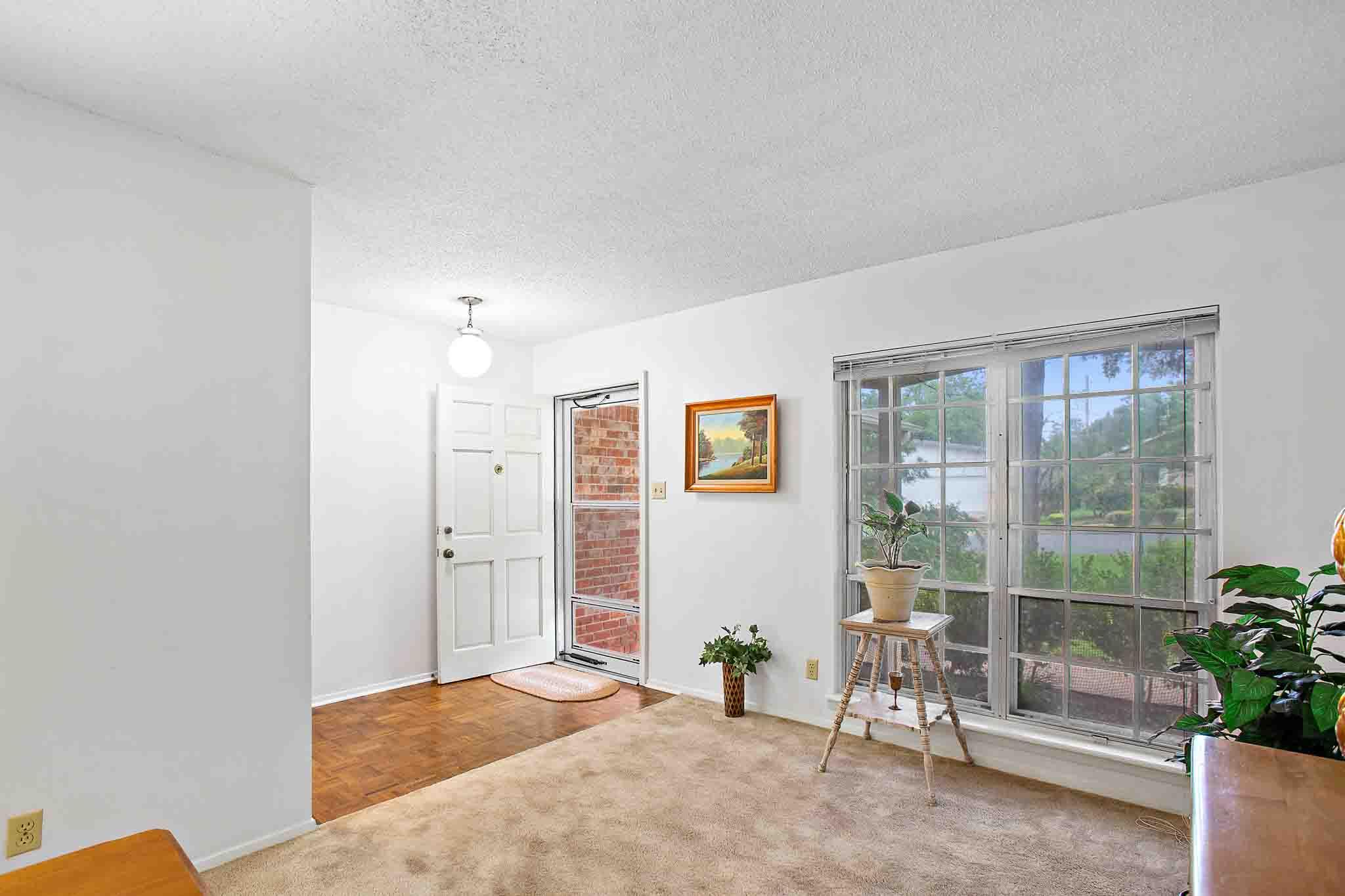 1912 Parkside Ln, Austin, TX 78745