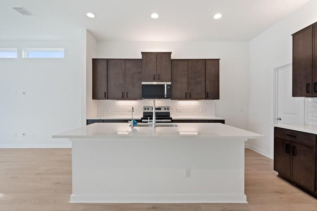 17512 Torneo Dr, Round Rock, TX 78664