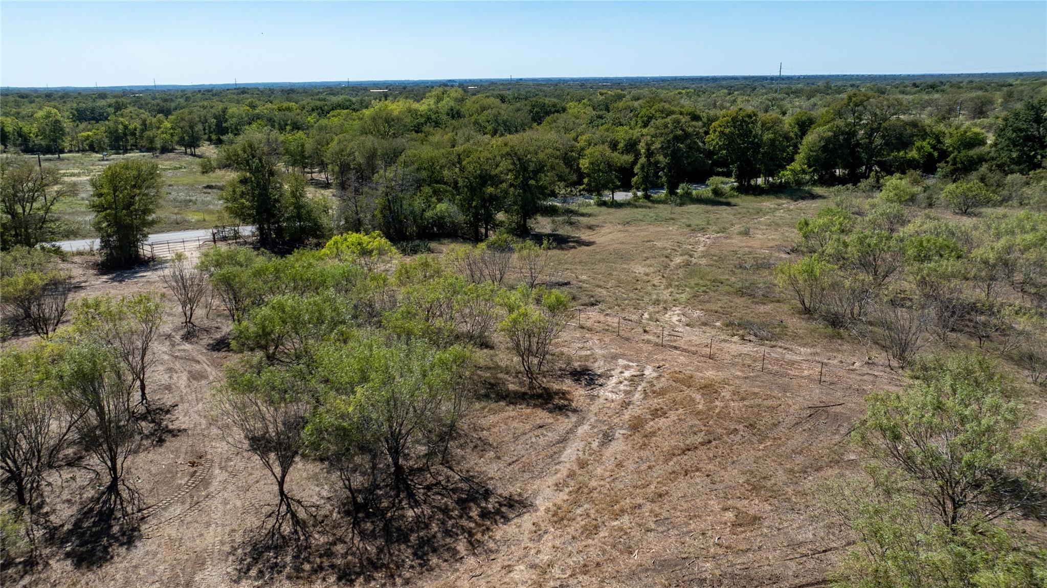 4005 Old Colony Line Rd, Dale, TX 78616