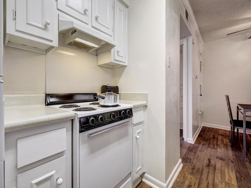 4539 Guadalupe St # 2BR, Austin, TX 78751