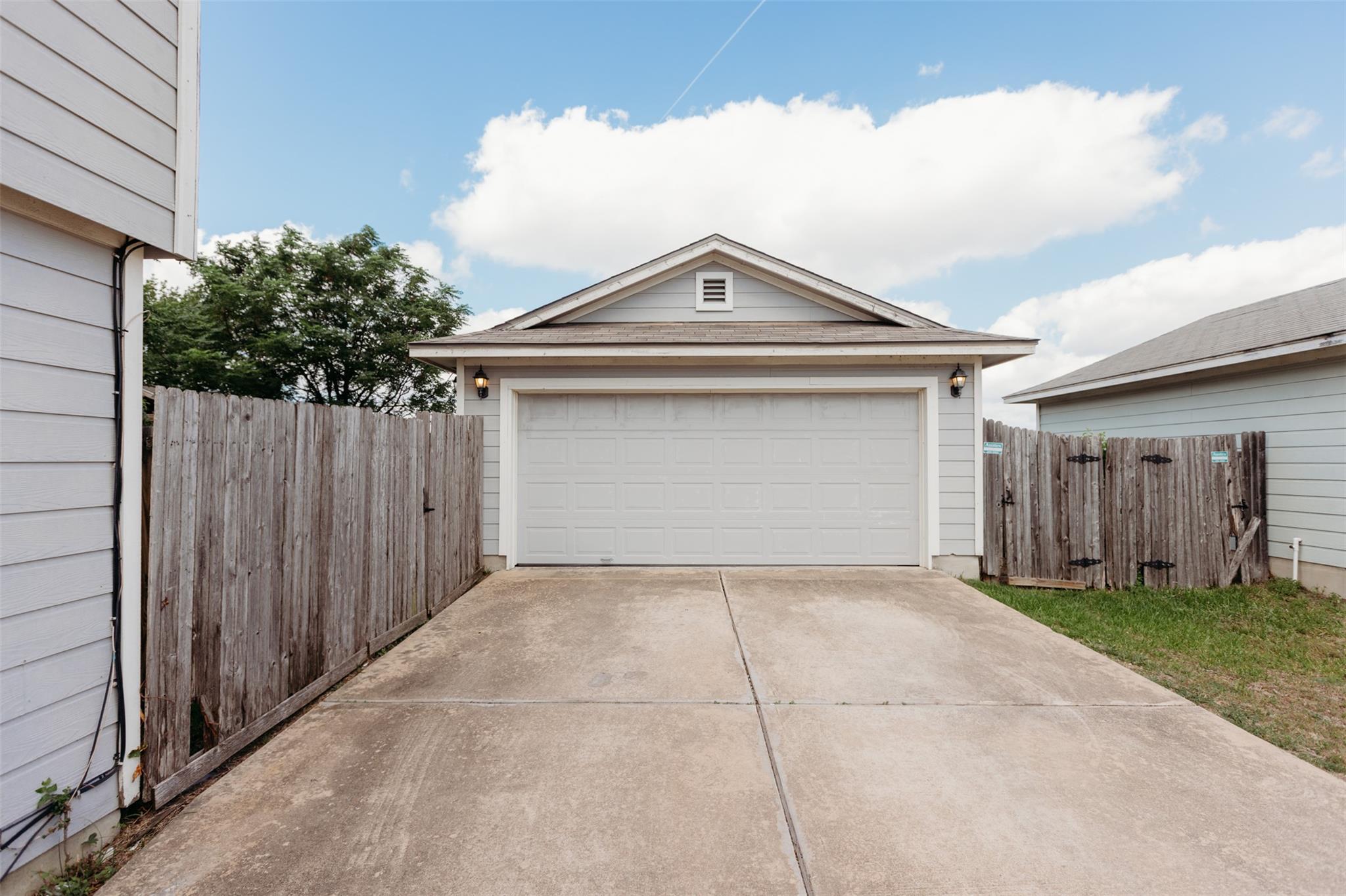 2122 Bluffstone Dr, Round Rock, TX 78665