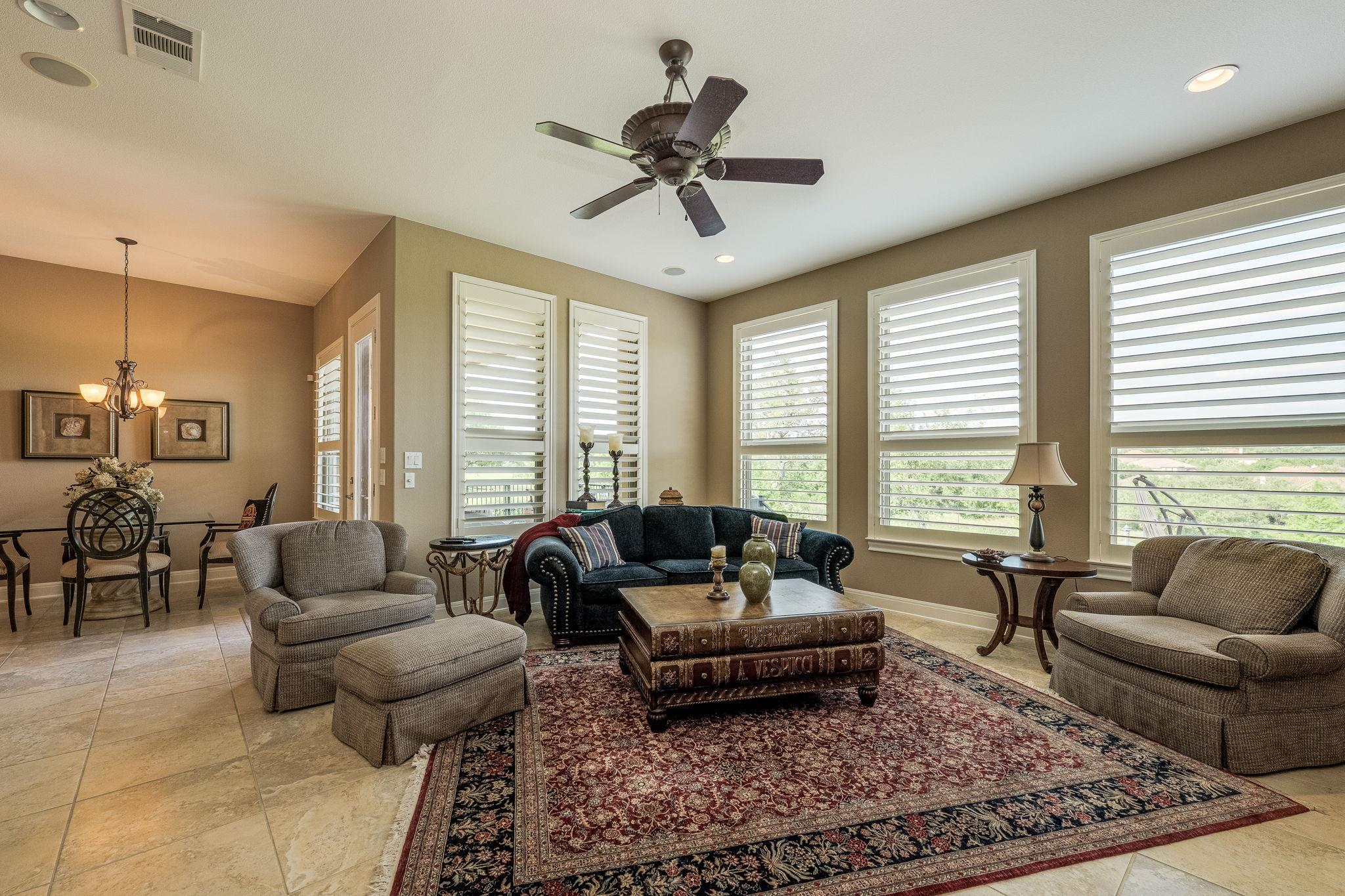 4609 Bat Falcon Dr, Austin, TX 78738