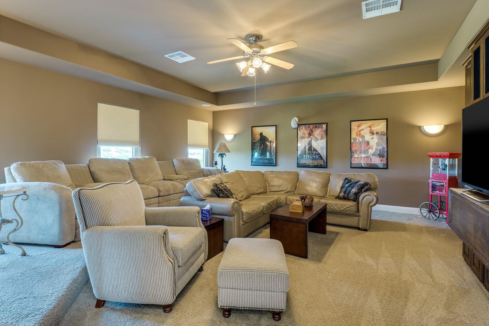 4609 Bat Falcon Dr, Austin, TX 78738