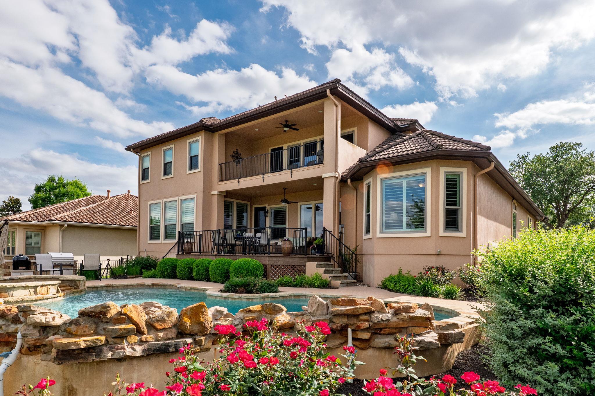 4609 Bat Falcon Dr, Austin, TX 78738
