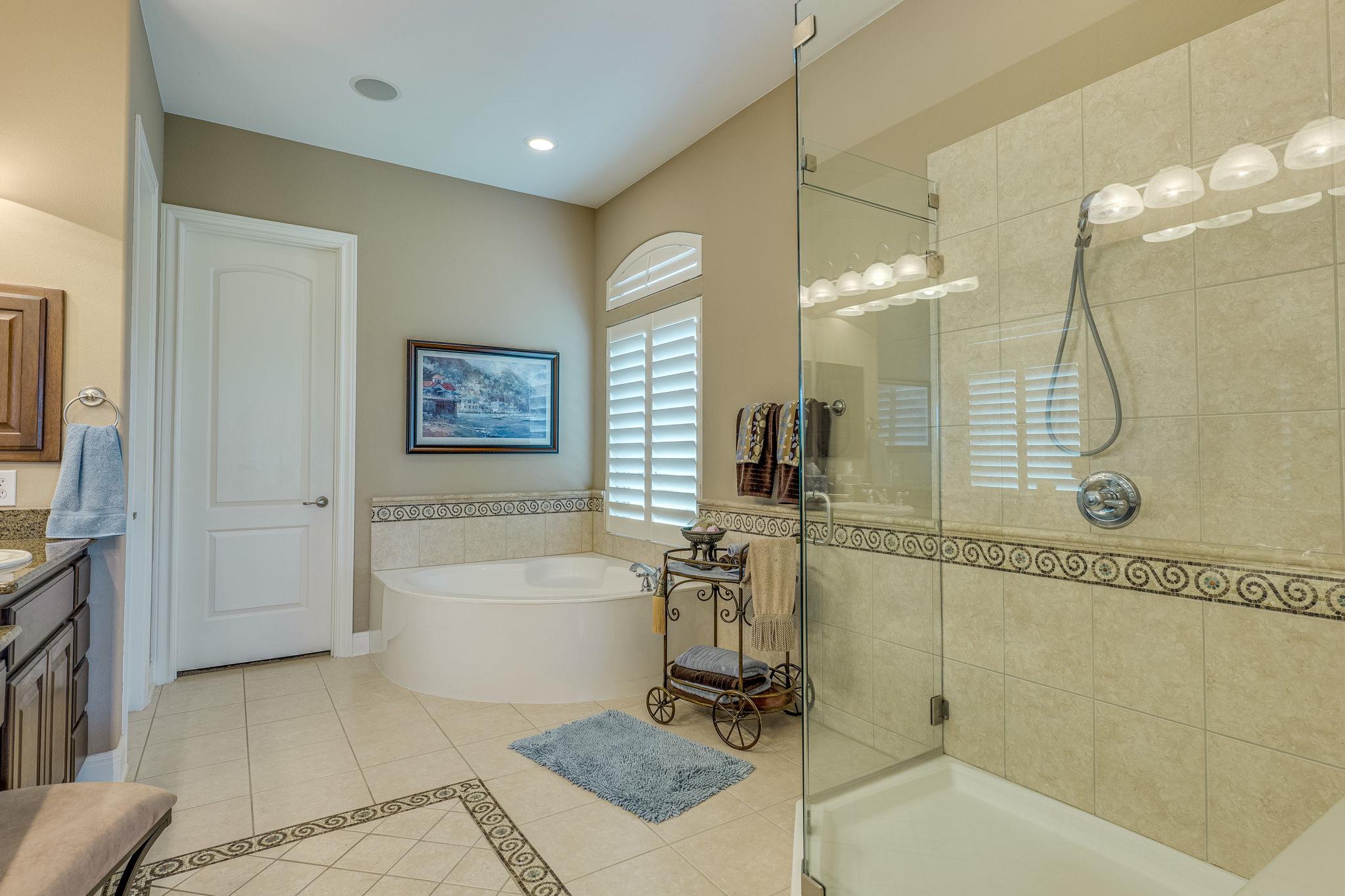 4609 Bat Falcon Dr, Austin, TX 78738