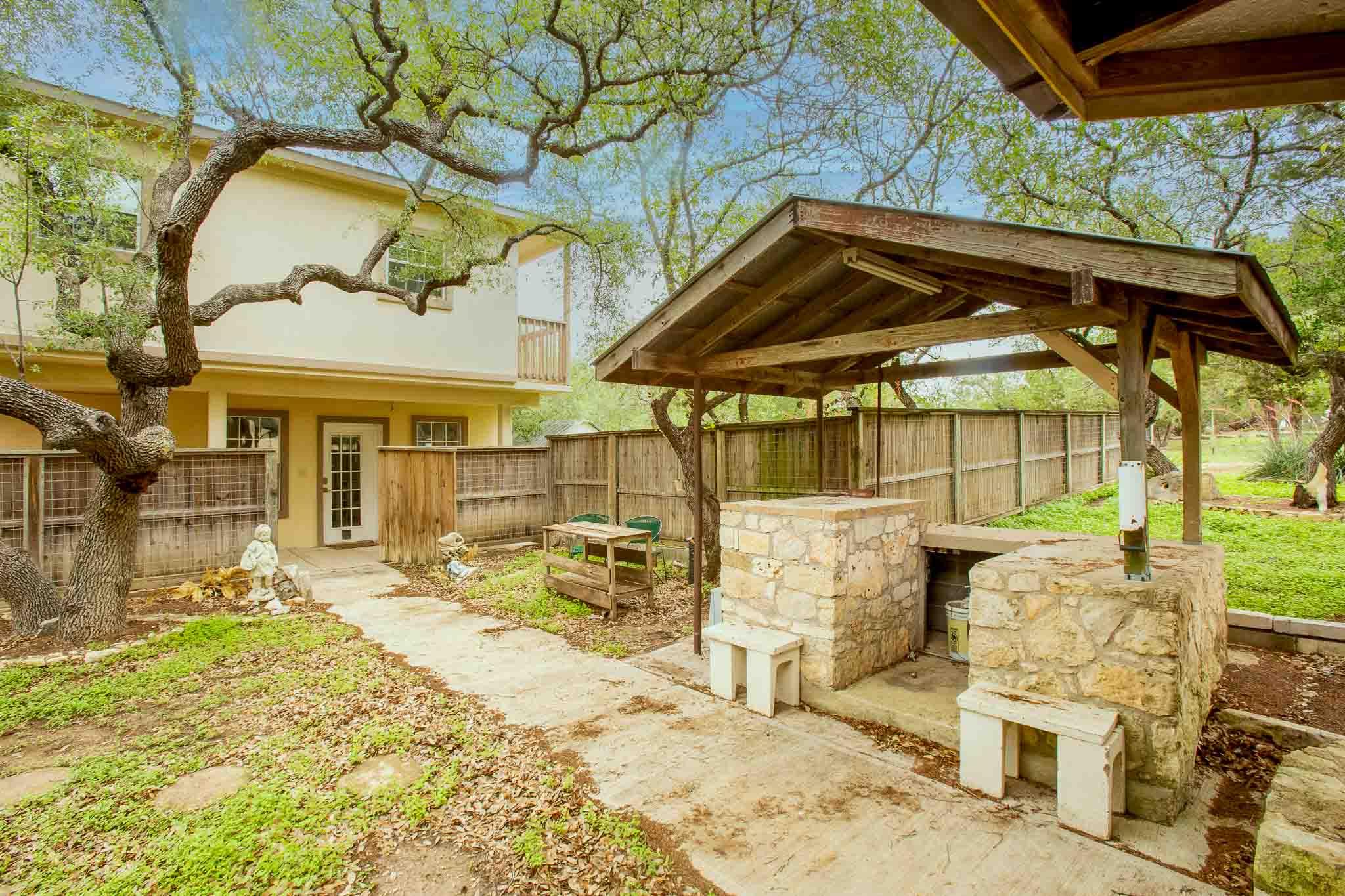 4525 Bell Springs Rd. Rd, Dripping Springs, TX 78620