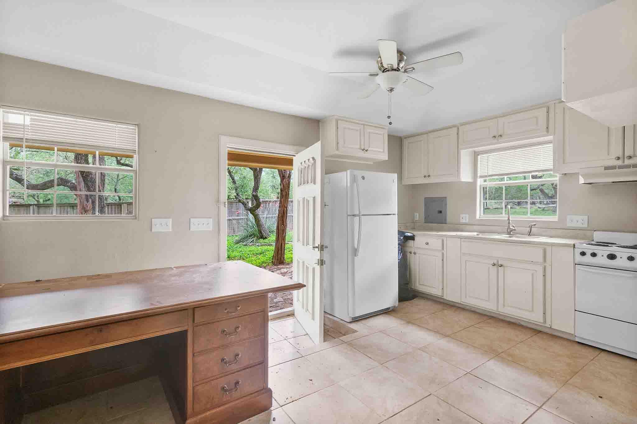 4525 Bell Springs Rd. Rd, Dripping Springs, TX 78620