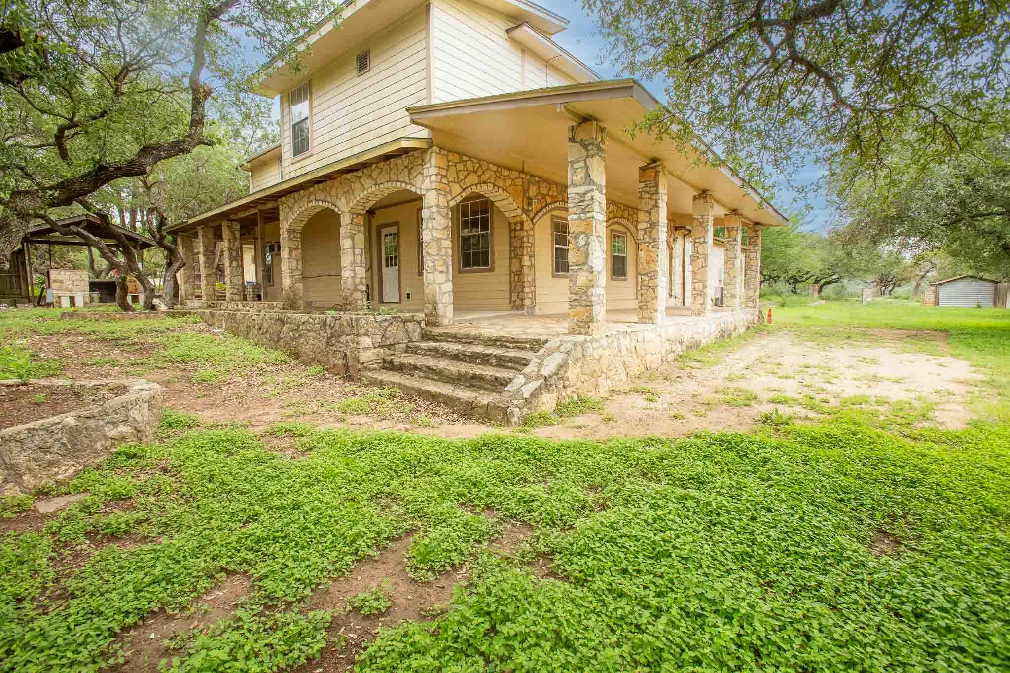 4525 Bell Springs Rd. Rd, Dripping Springs, TX 78620